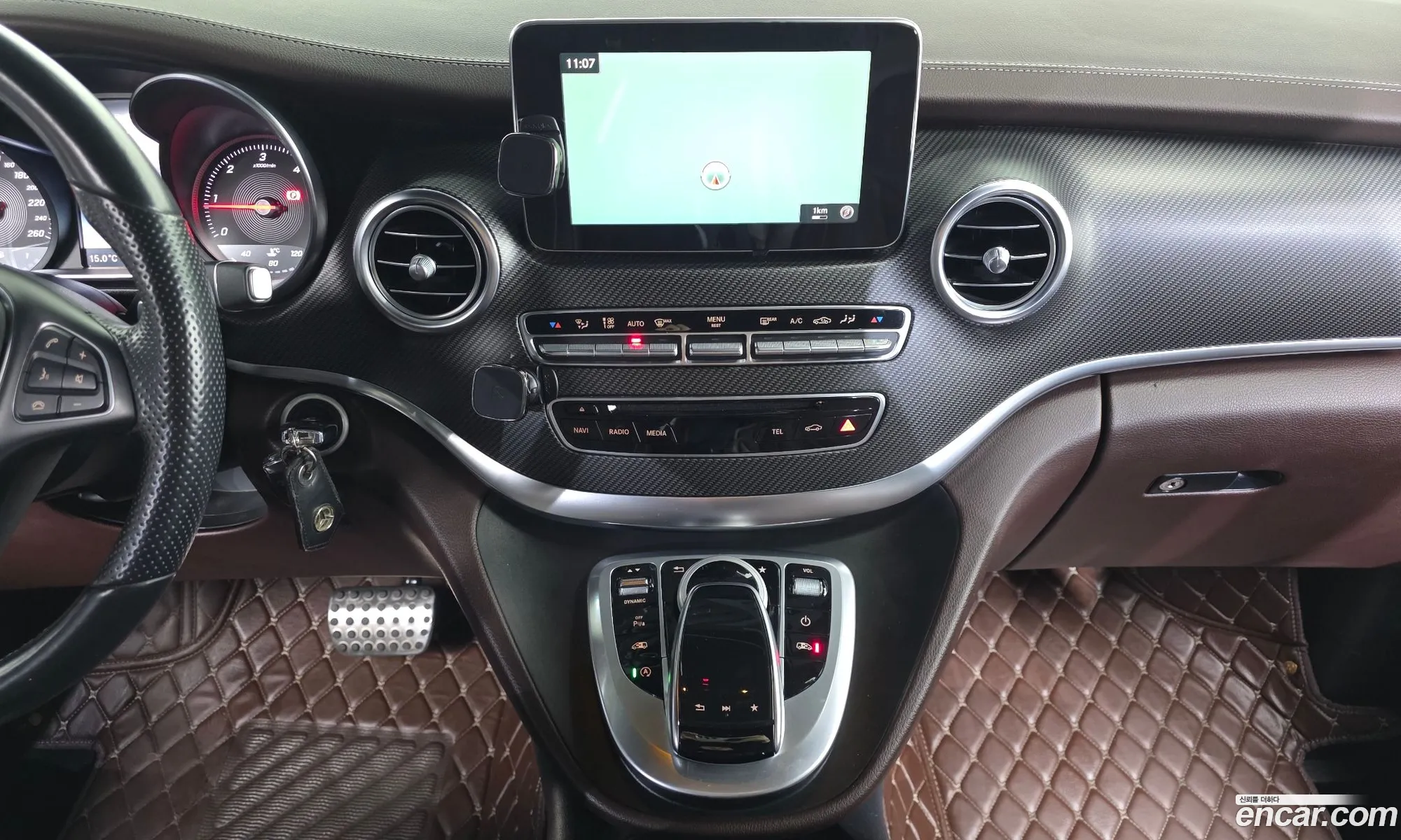 Mercedes-Benz V-Class 2018 KL90F4ACDJZ4BR006 — 15