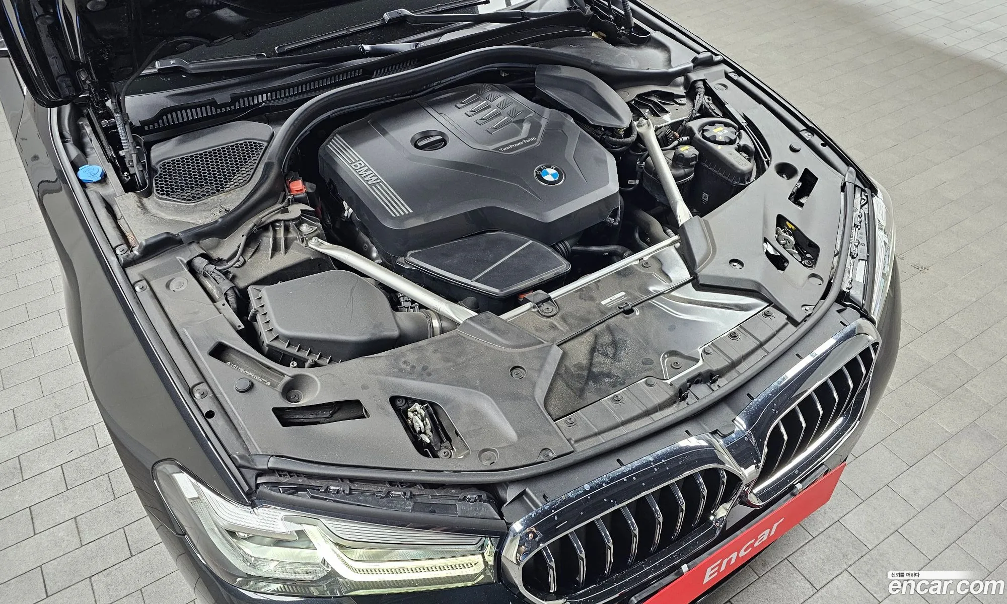 BMW 5 Series 2023 WBA11BH09PWX95877 — 11