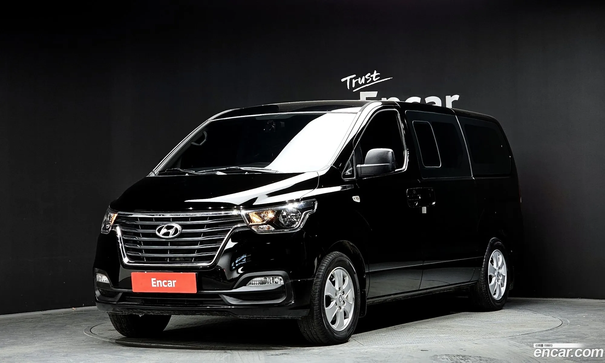 Hyundai Grand Starex 2020 — 16