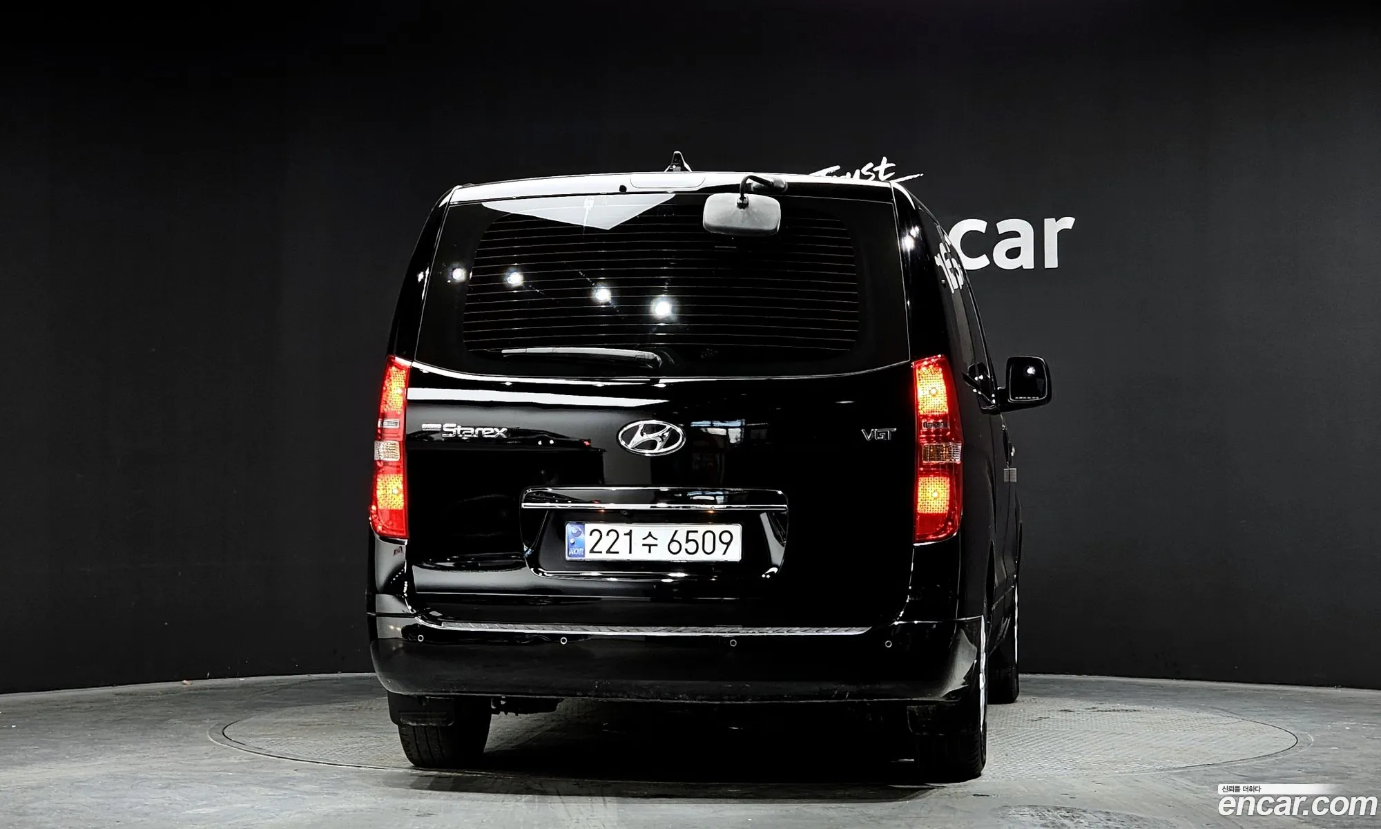 Hyundai Grand Starex 2020 — 12
