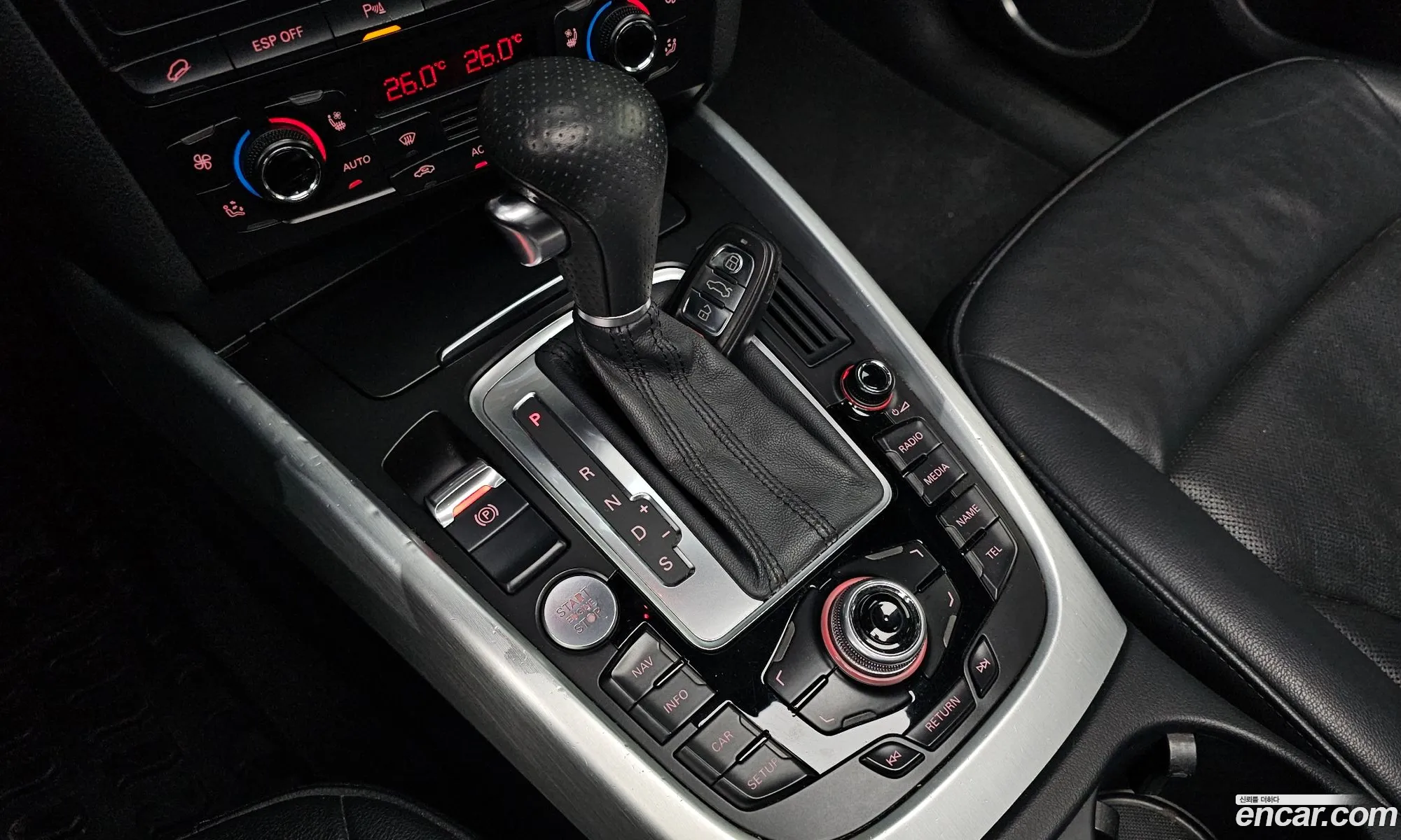 Audi Q5 2010 WA1WKAFP3AA079054 — 18