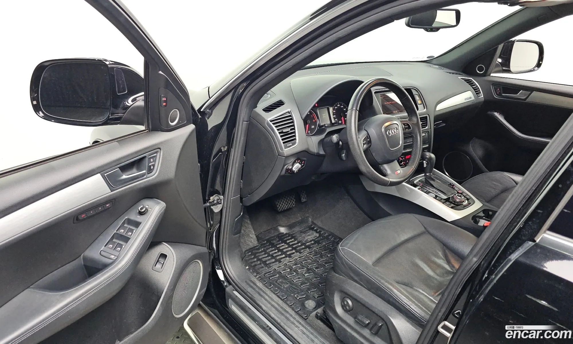 Audi Q5 2010 WA1WKAFP3AA079054 — 11