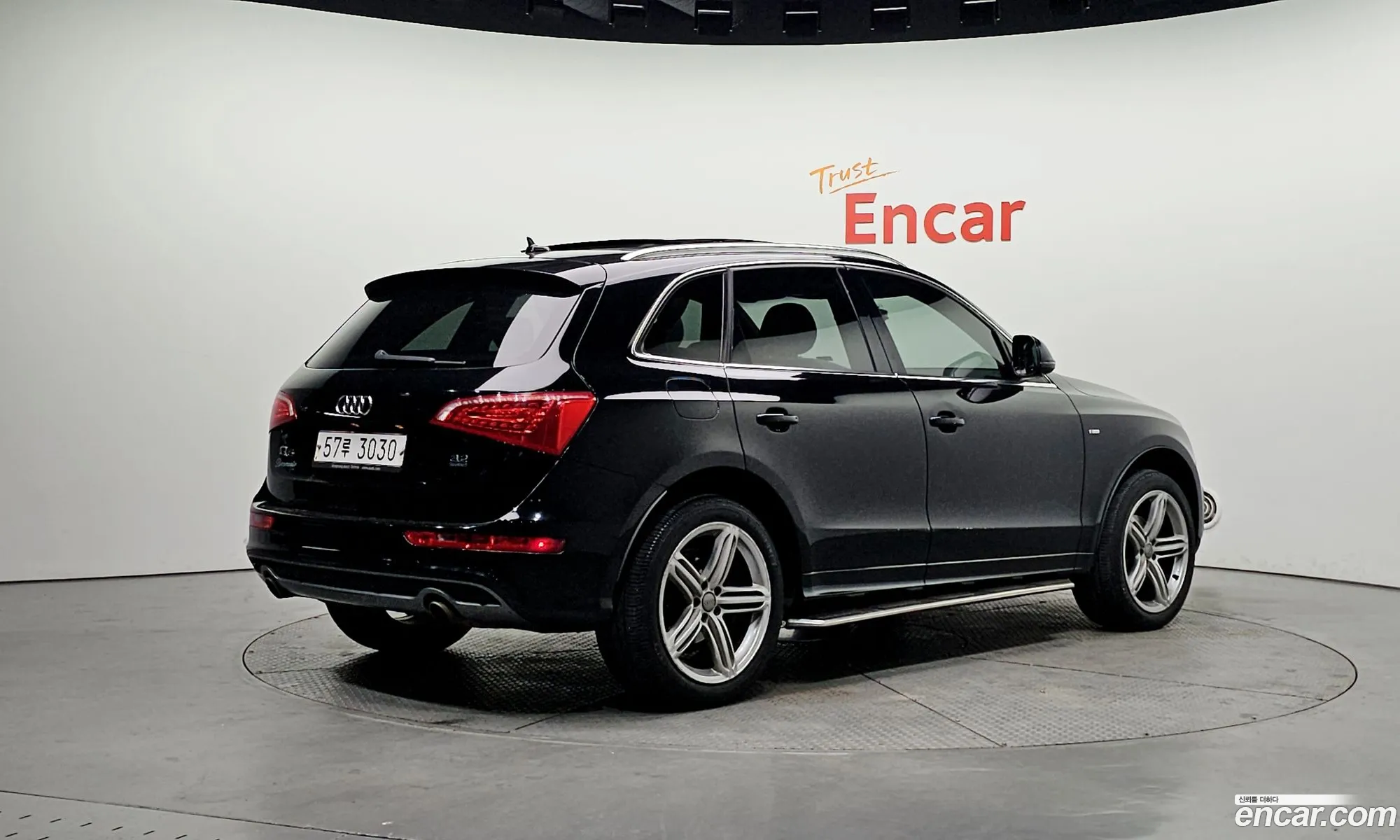 Audi Q5 2010 WA1WKAFP3AA079054 — 10