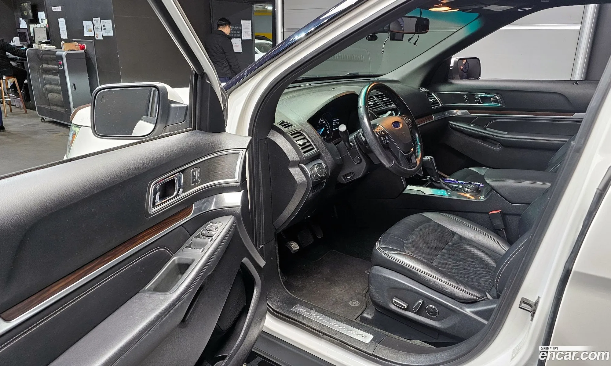 Ford Explorer 2016 1FM5K8FH6GGC78443 — 20