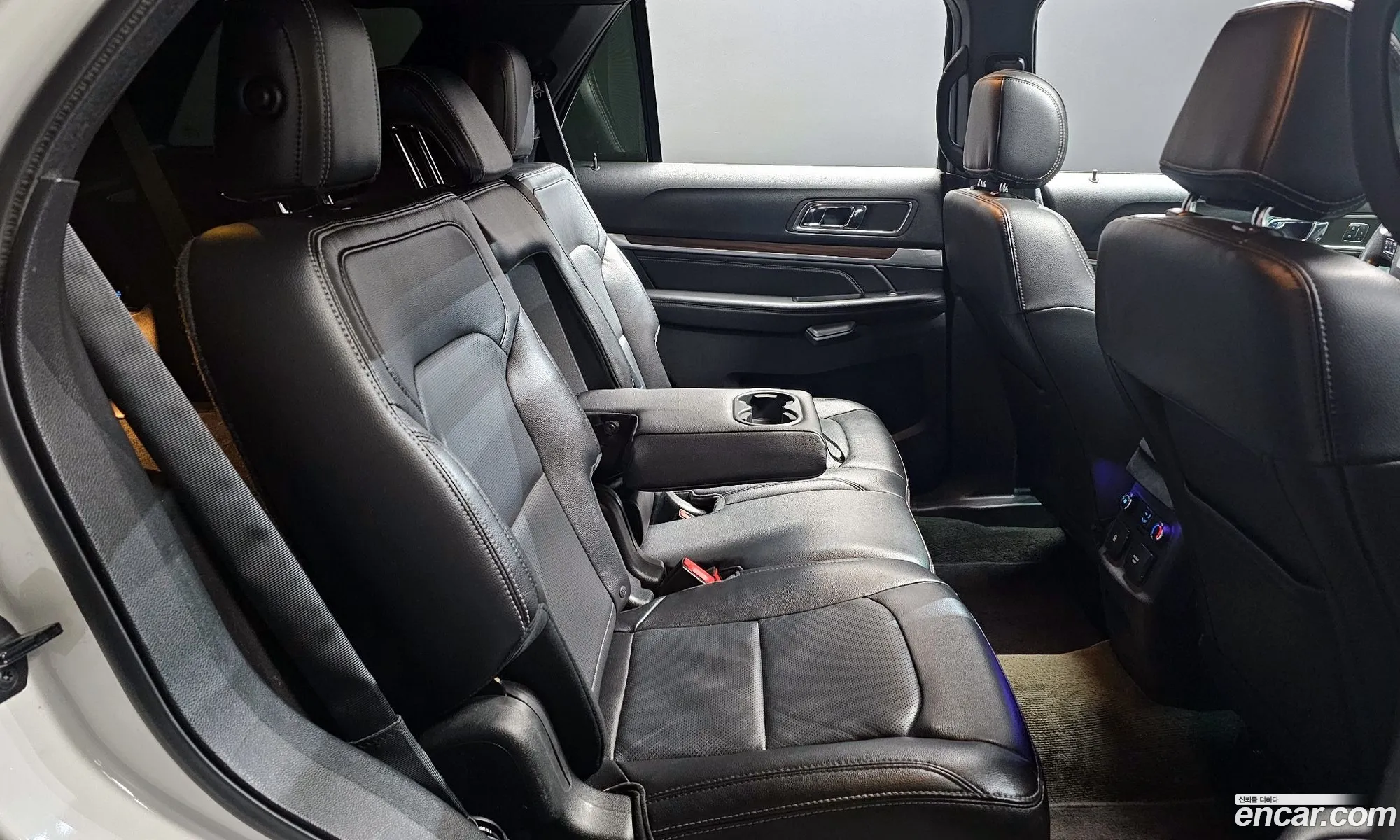 Ford Explorer 2016 1FM5K8FH6GGC78443 — 2