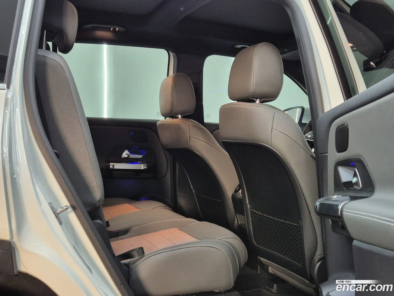 Mercedes-Benz EQB X243 2024 — 14