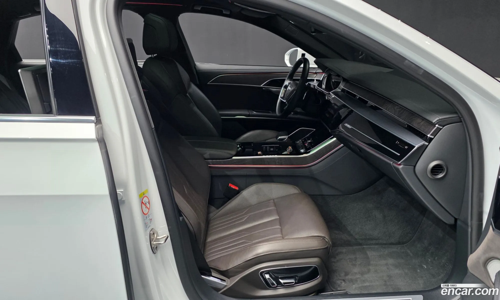 Audi A8 2023 — 2