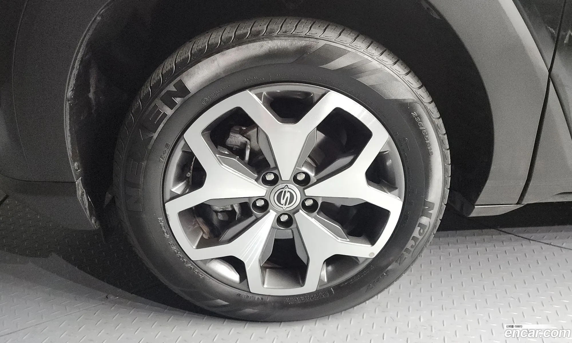 KG Mobility (SsangYong) Torres 2022 — 3