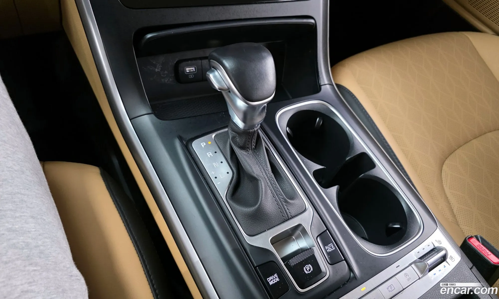 Kia Carnival 2020 KNANB81BBMS021054 — 6