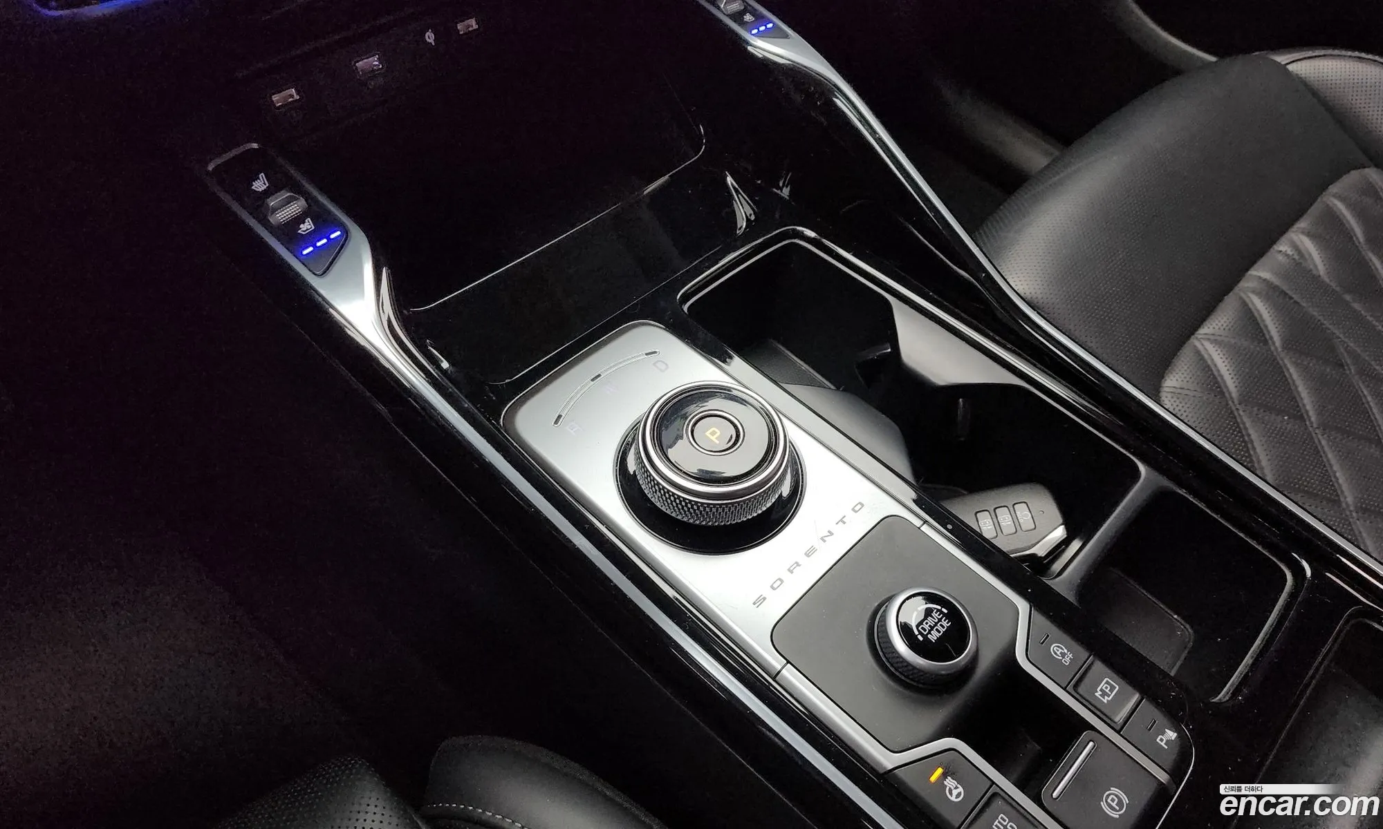 Kia Sorento 2020 KNARK81BGMA015473 — 13