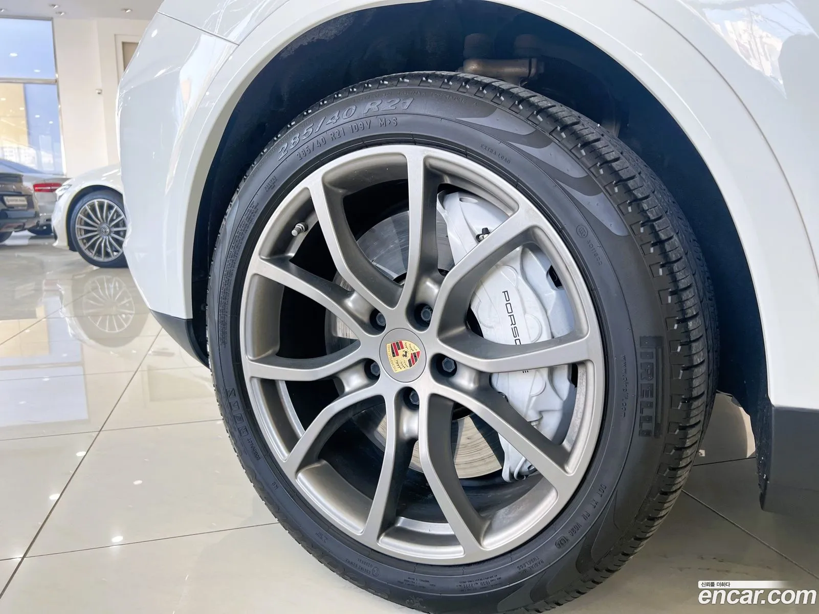 Porsche Cayenne 2020 — 12