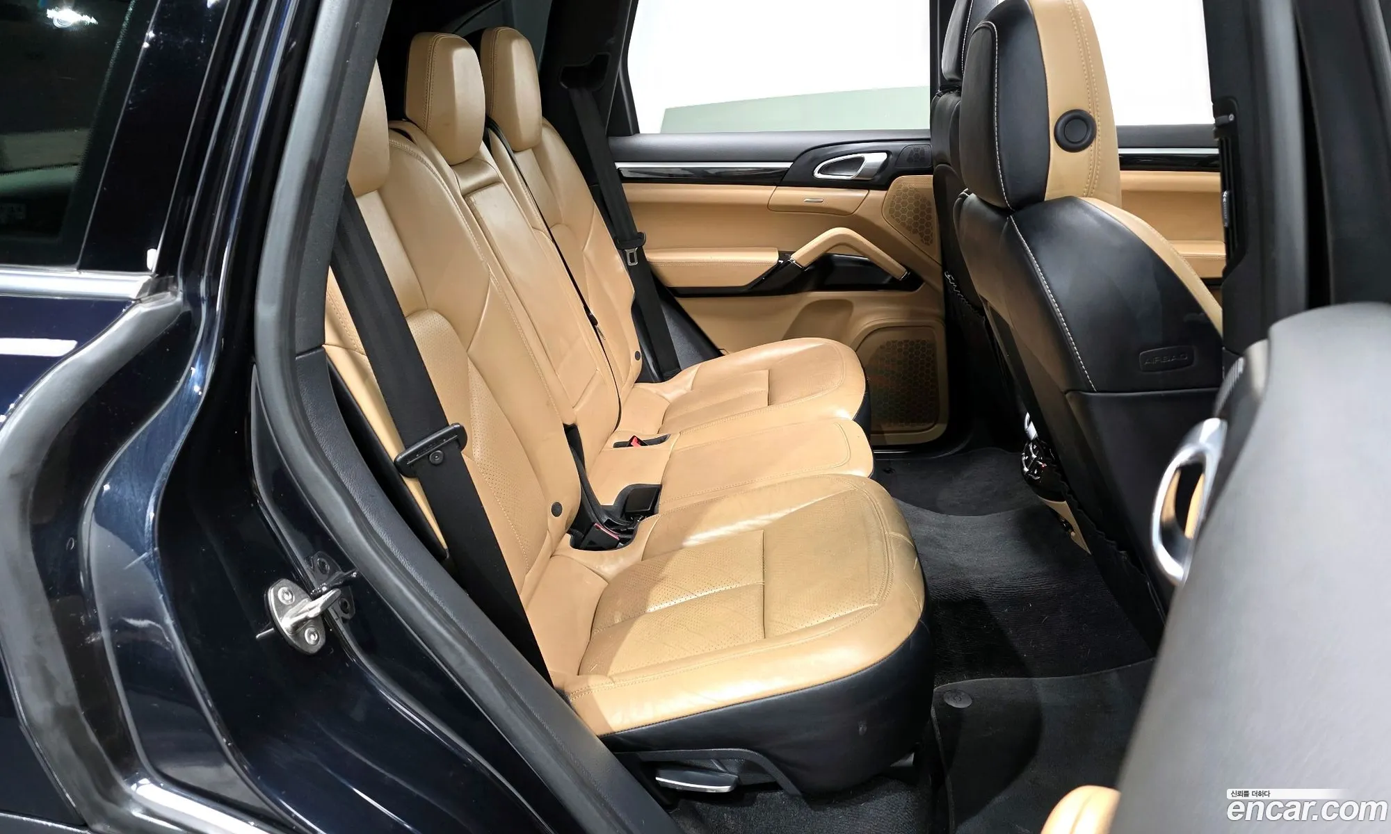 Porsche Cayenne 2016 WP1AF2922GLA44334 — 18