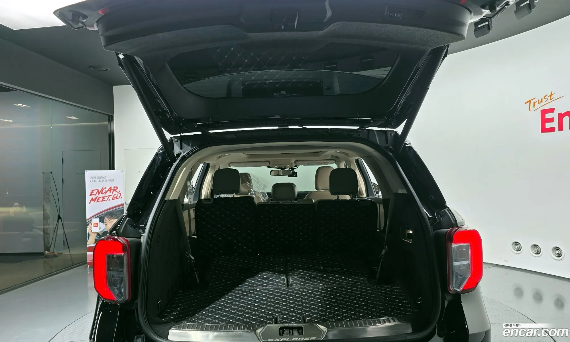 Ford Explorer 6th Gen 2022 1FMSK8FH2NGB34209 — 17