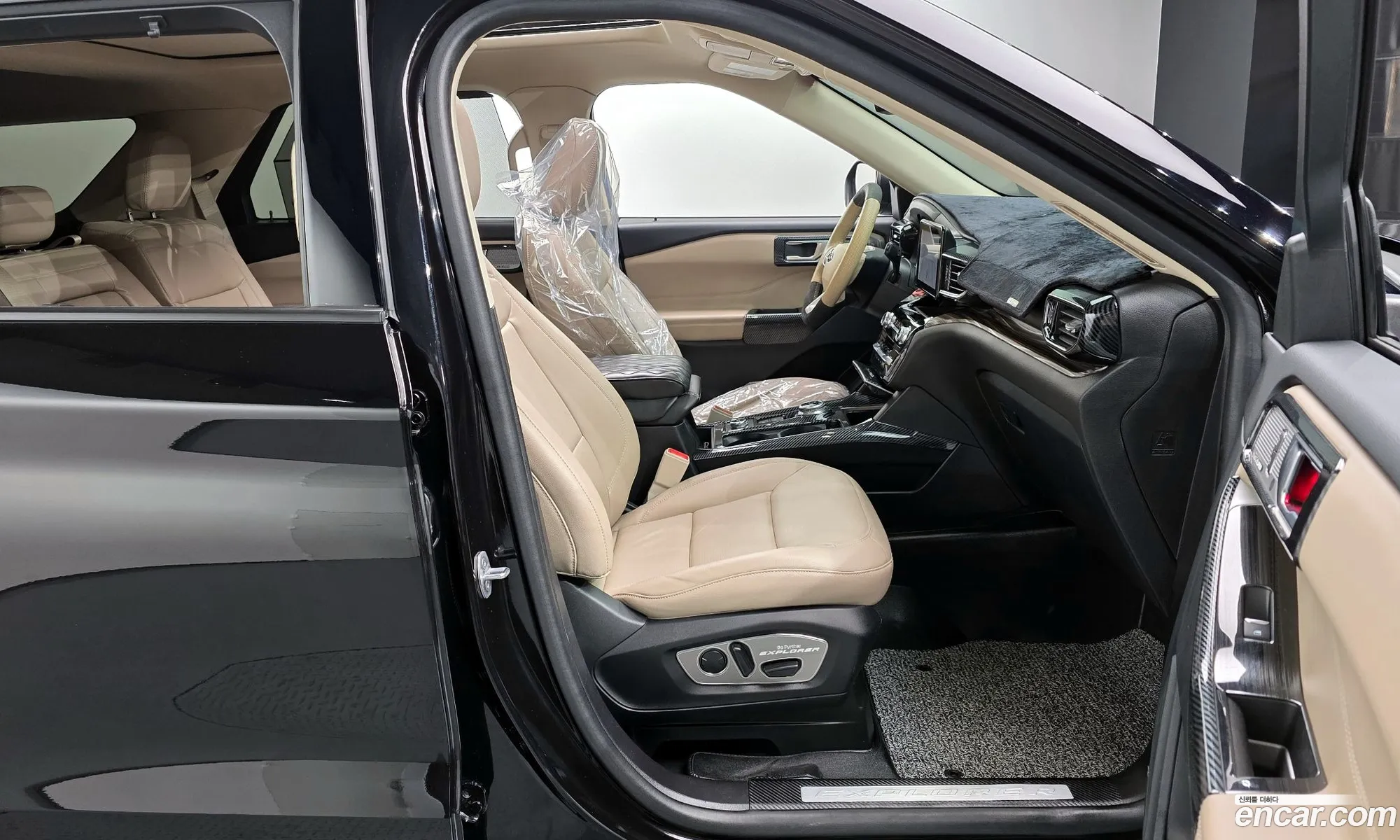 Ford Explorer 6th Gen 2022 1FMSK8FH2NGB34209 — 4