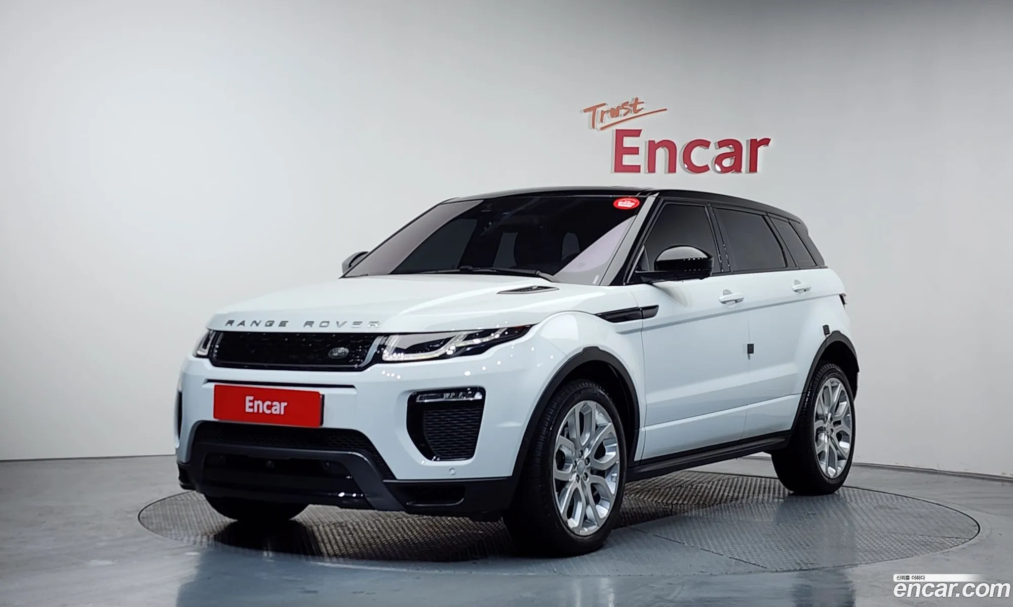 Land Rover Range Rover Evoque 2019 — 14