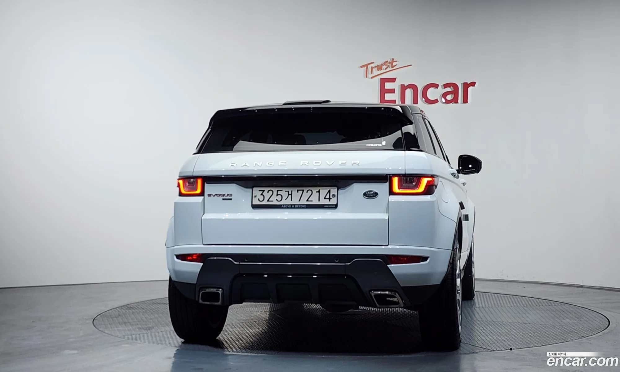 Land Rover Range Rover Evoque 2019 — 11