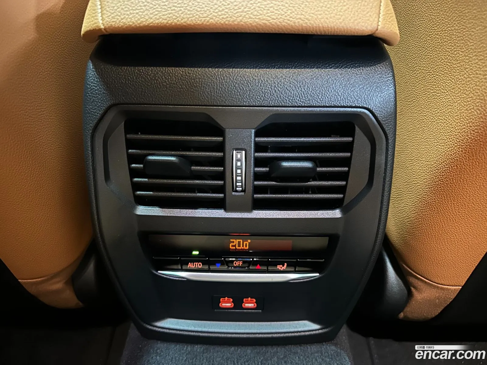 BMW 3 Series 2025 — 11