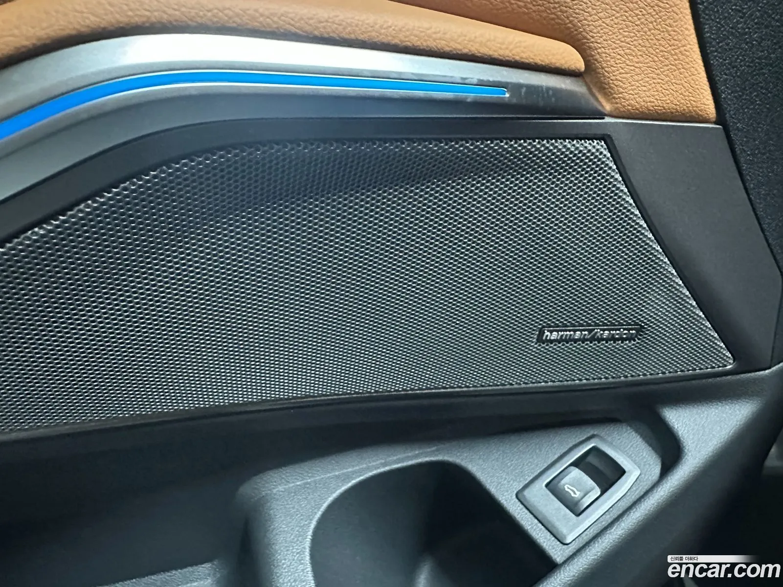 BMW 3 Series 2025 — 12