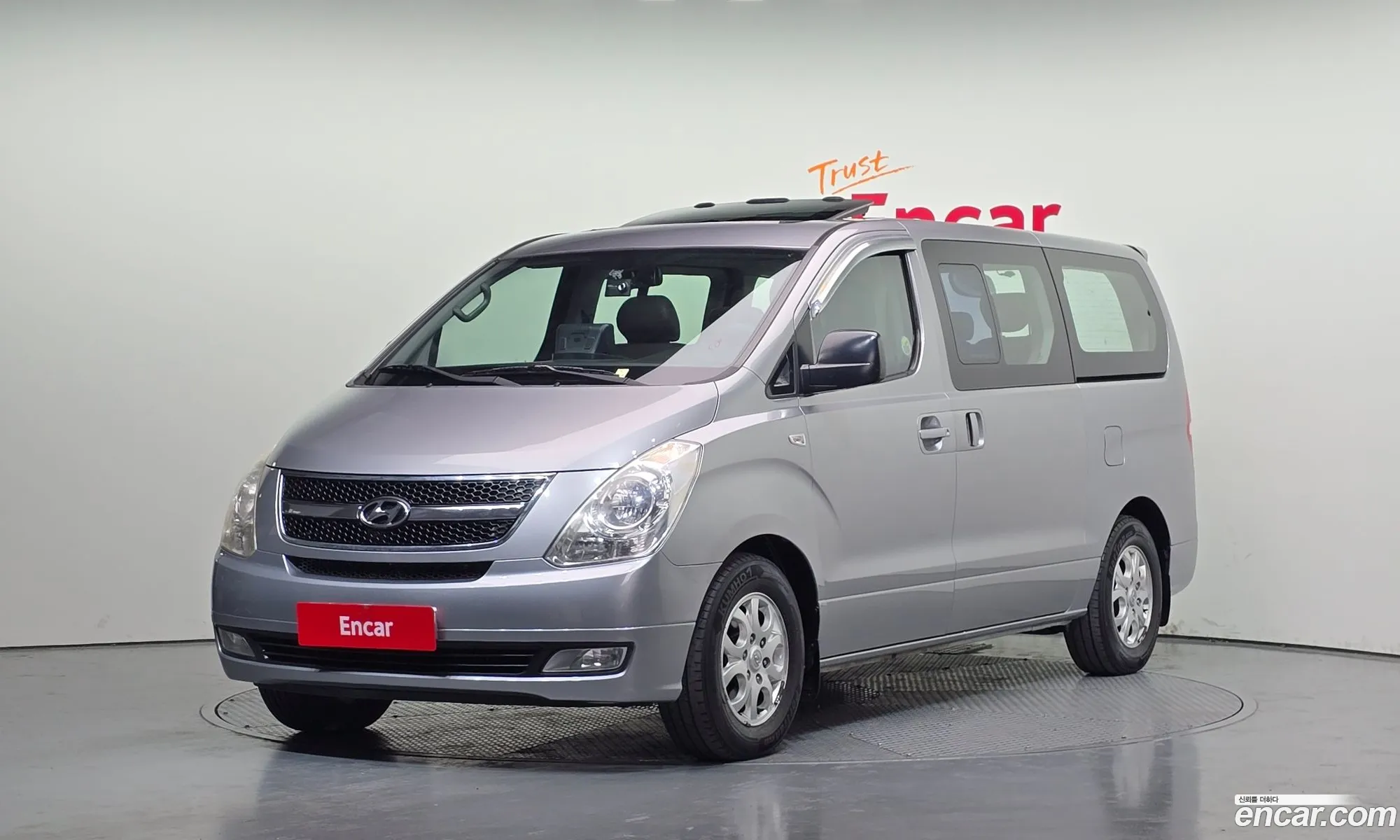 Hyundai Grand Starex 2011 — 14
