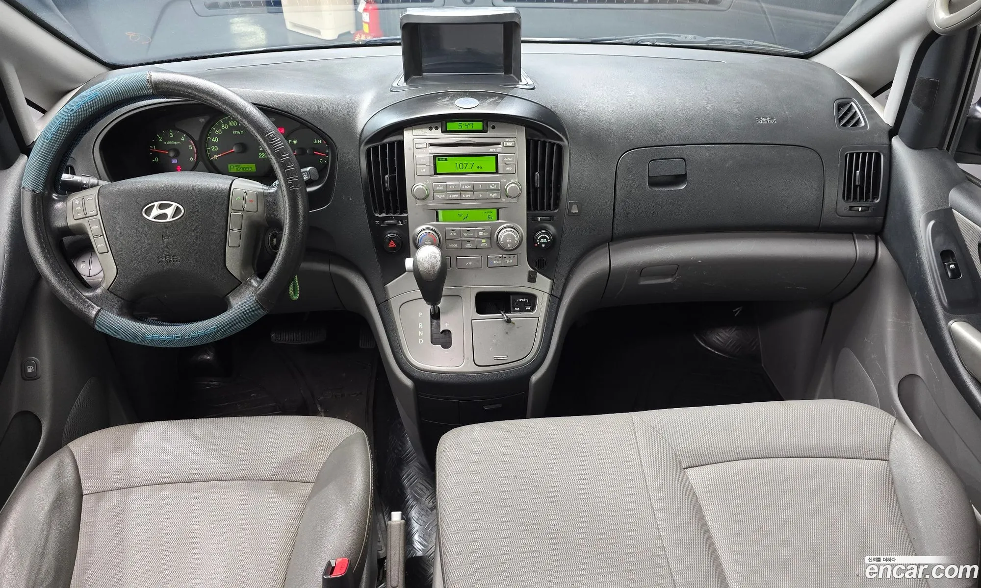Hyundai Grand Starex 2011 — 20