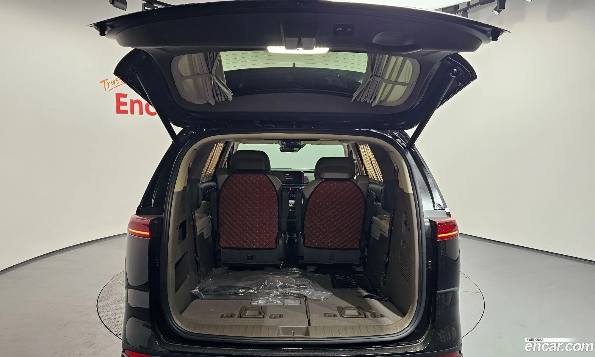 Kia Carnival 2021 KNANE81BBMS093338 — 7