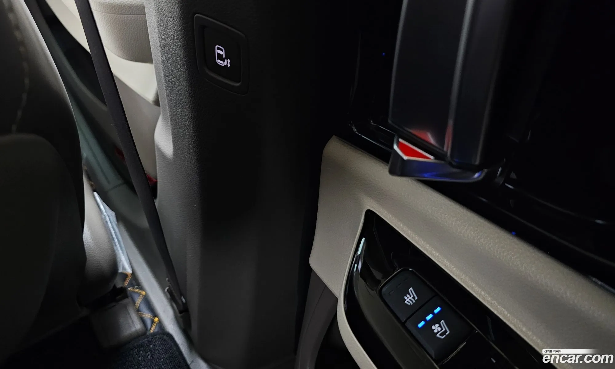 Kia Carnival 2021 KNANE81BBMS093338 — 19