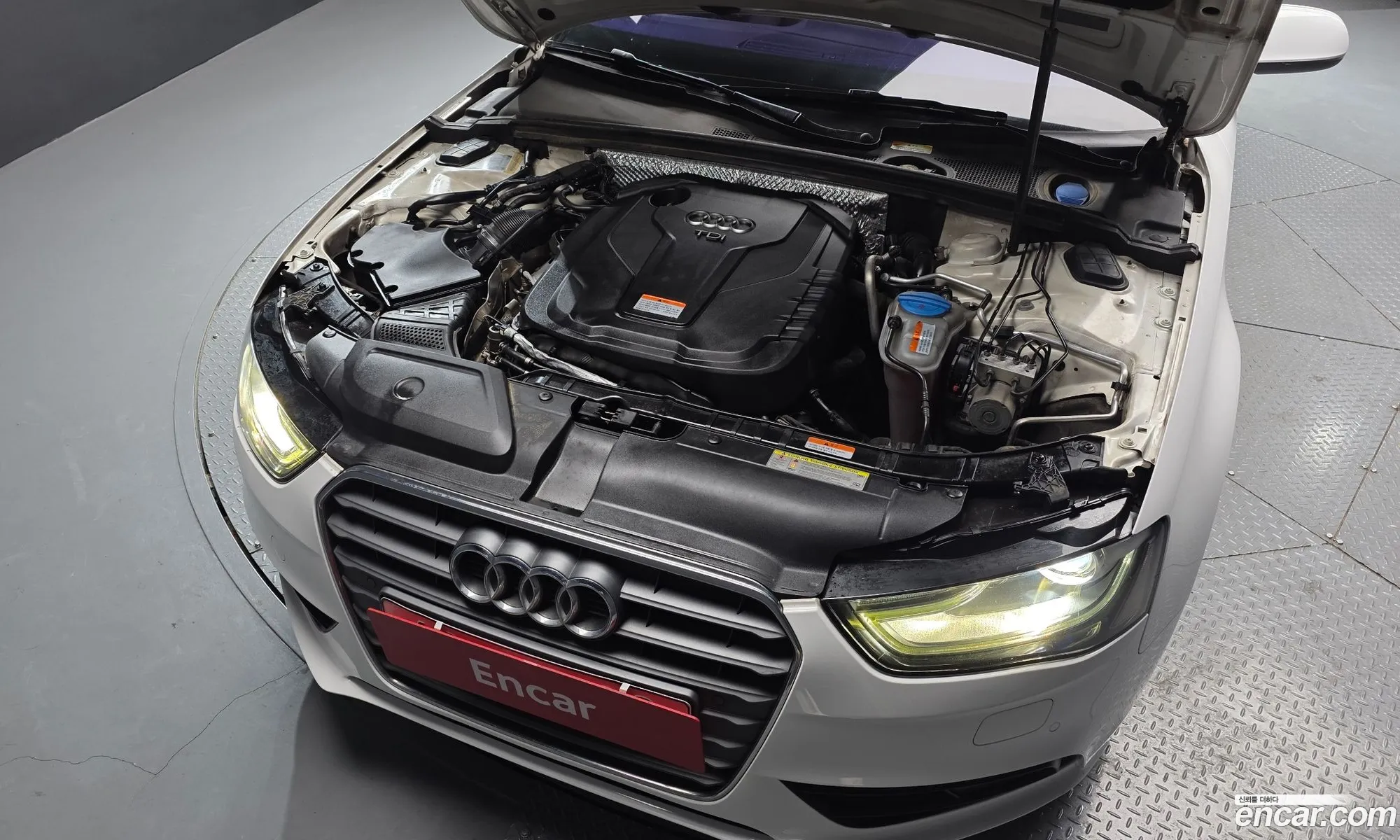 Audi A4 2015 WAUZZZ8K5FN027856 — 3
