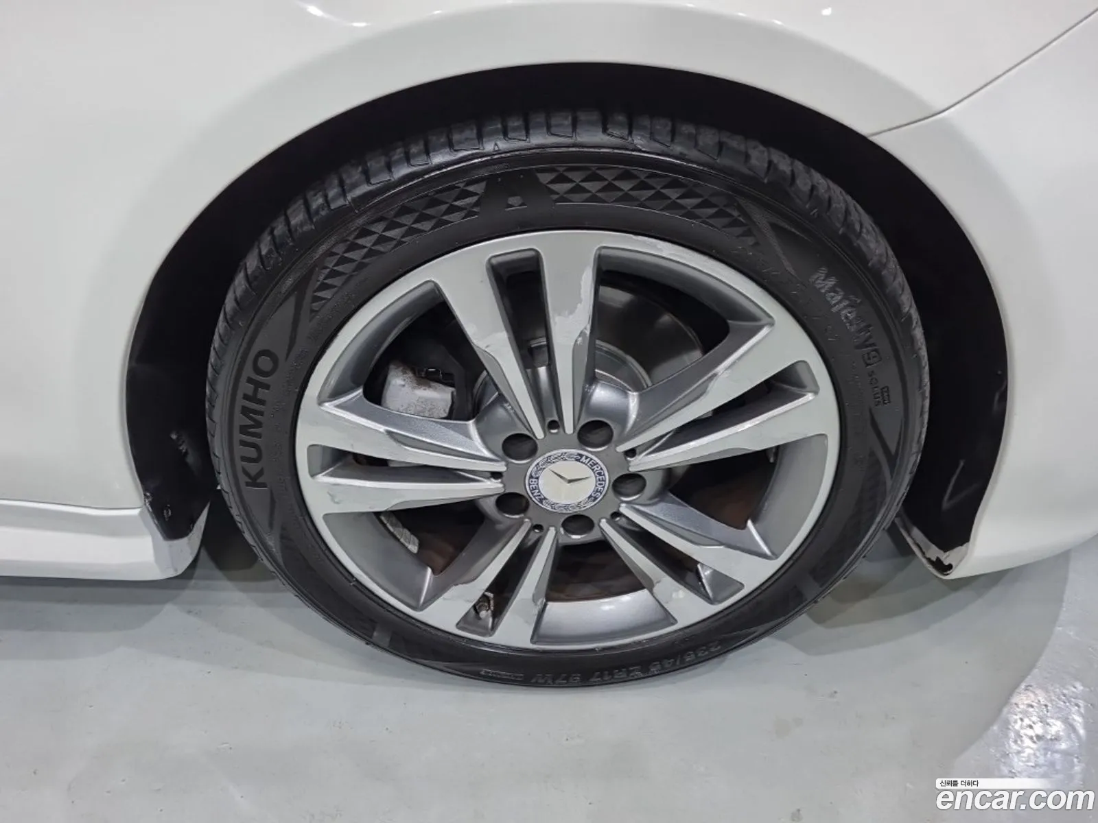 Mercedes-Benz E-Class W212 2013 — 5