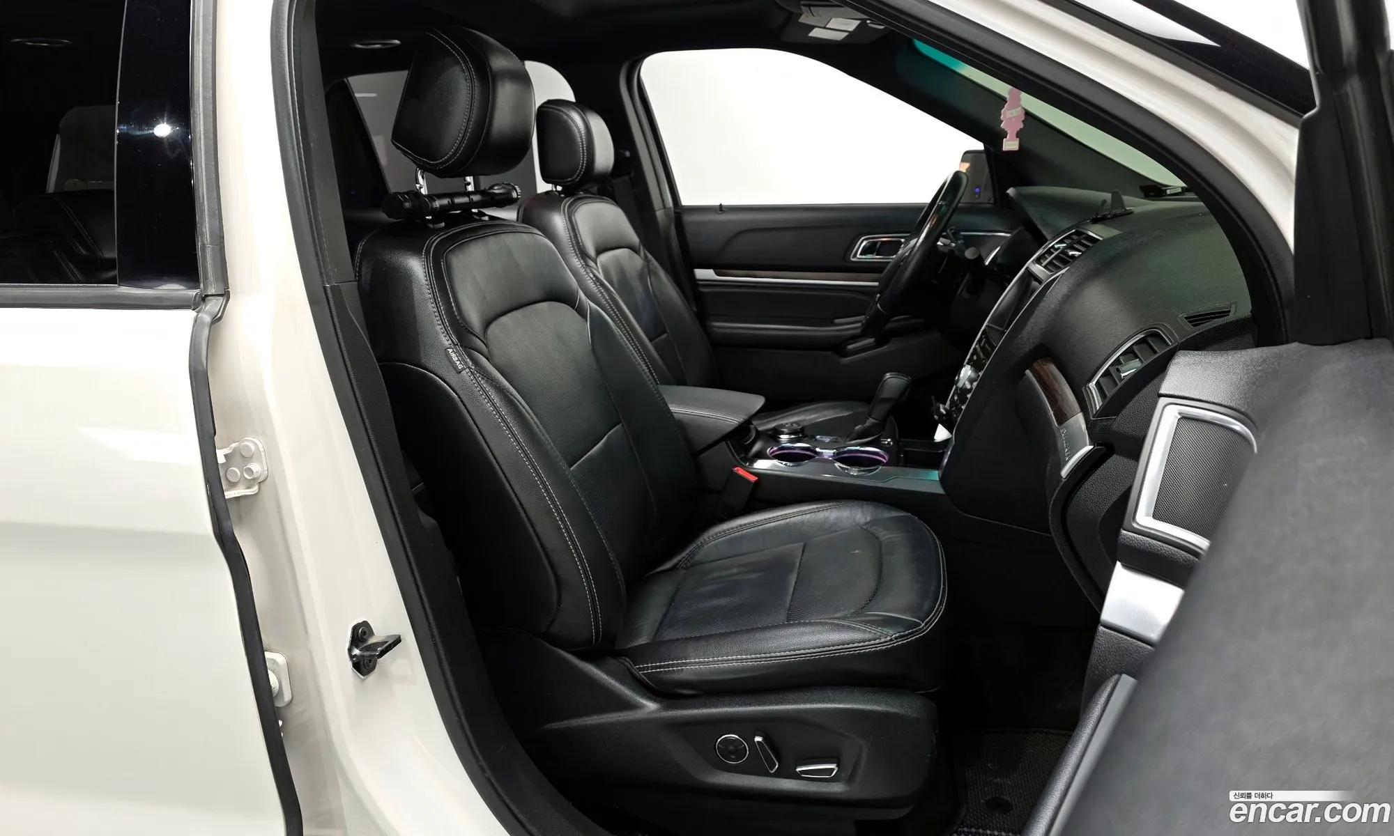 Ford Explorer 2016 1FM5K8FH0HGA82712 — 13
