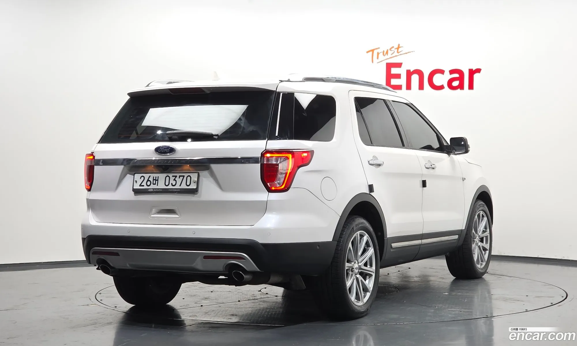 Ford Explorer 2016 1FM5K8FH0HGA82712 — 2