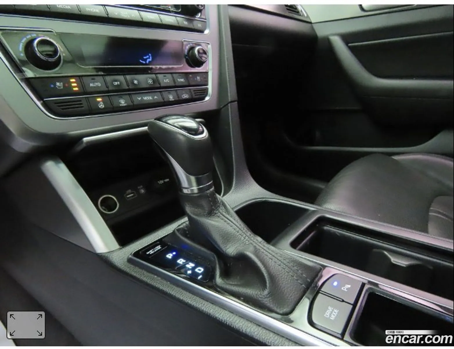 Hyundai LF Sonata 2016 — 15
