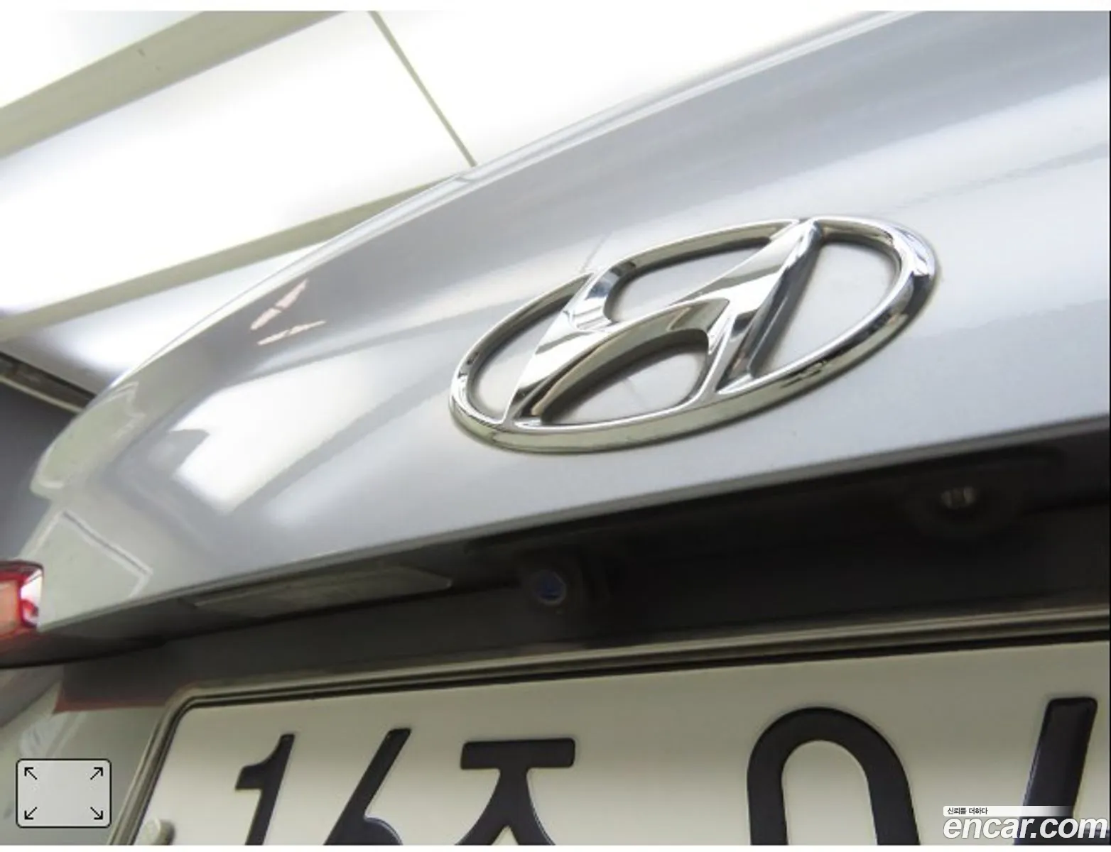 Hyundai LF Sonata 2016 — 10