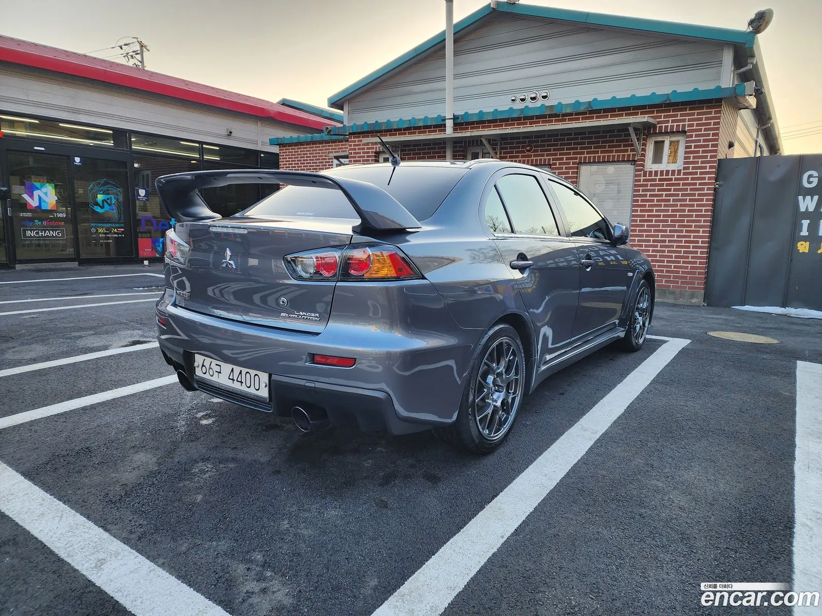 Mitsubishi Lancer Evolution 2009 — 9