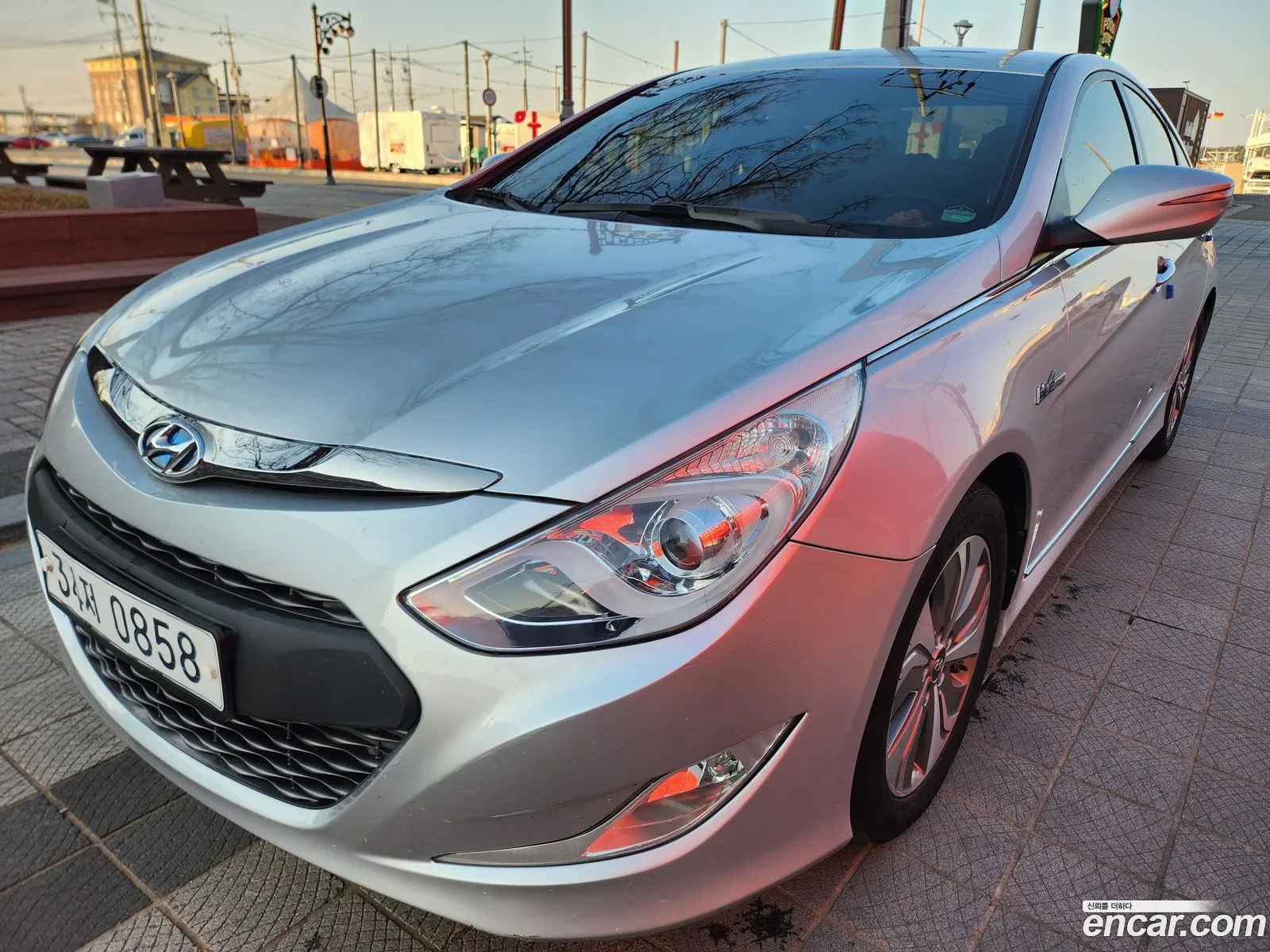Hyundai Sonata Hybrid 2013 — 4