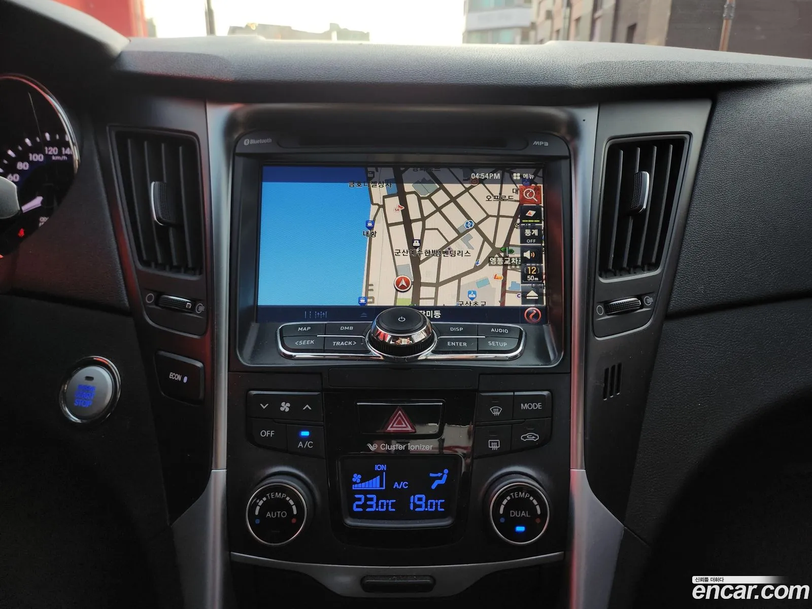 Hyundai Sonata Hybrid 2013 — 8