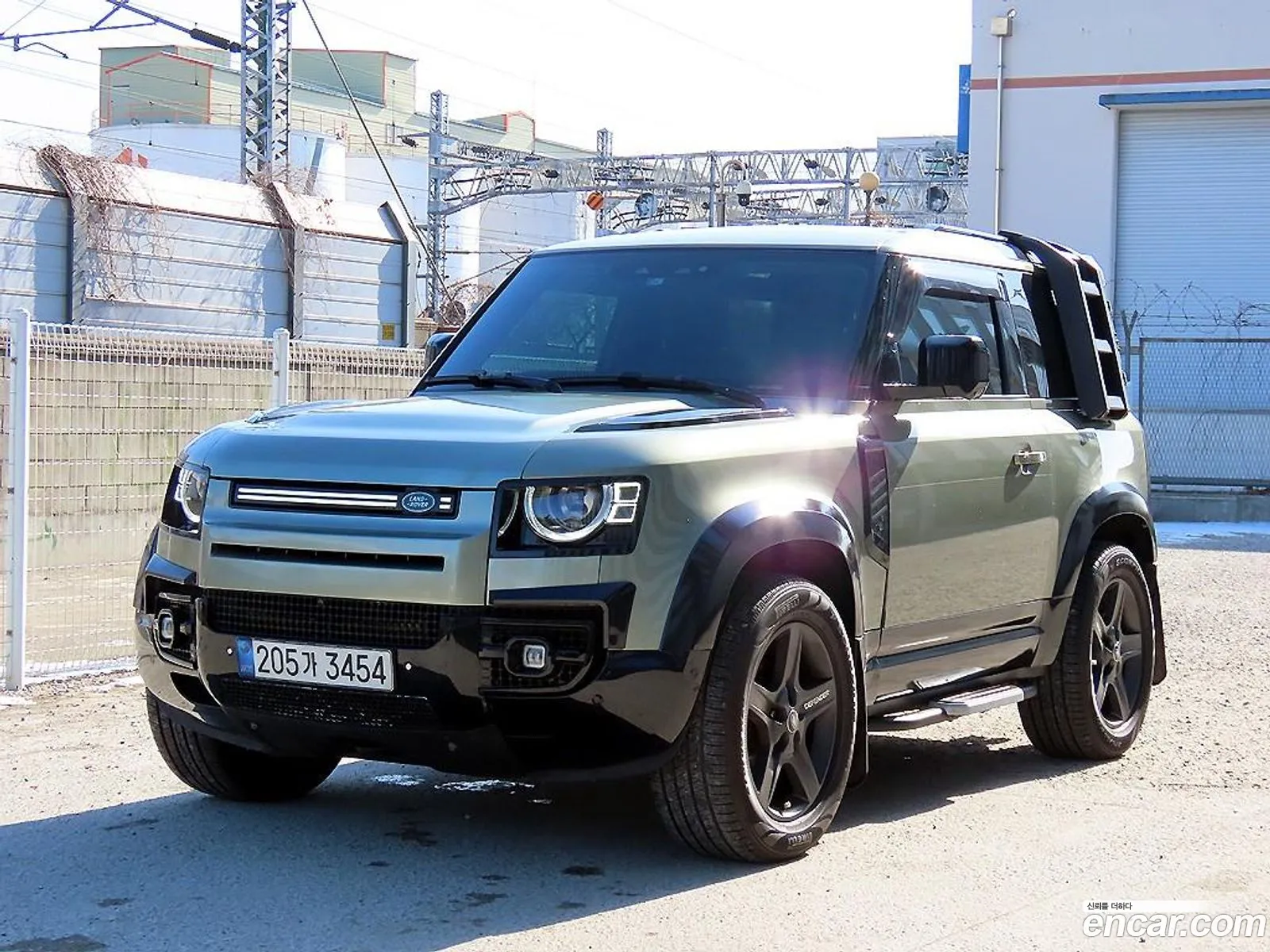 Land Rover Defender 2021 — 13