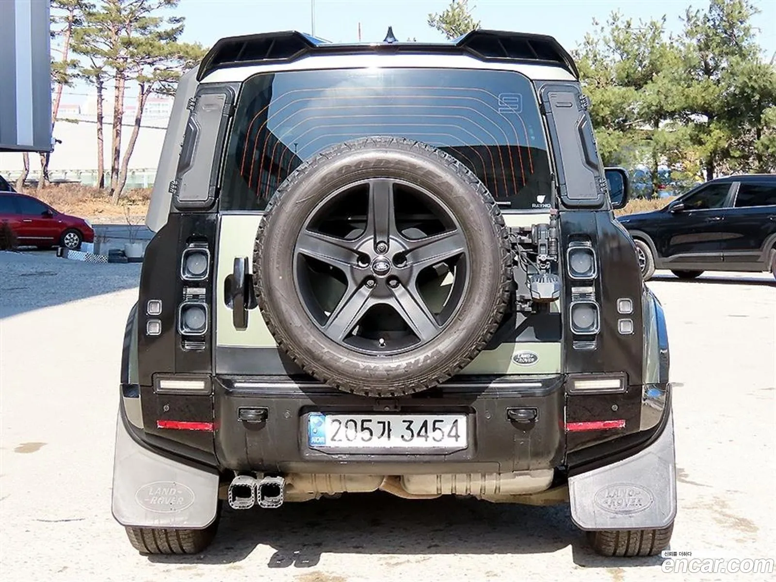 Land Rover Defender 2021 — 9
