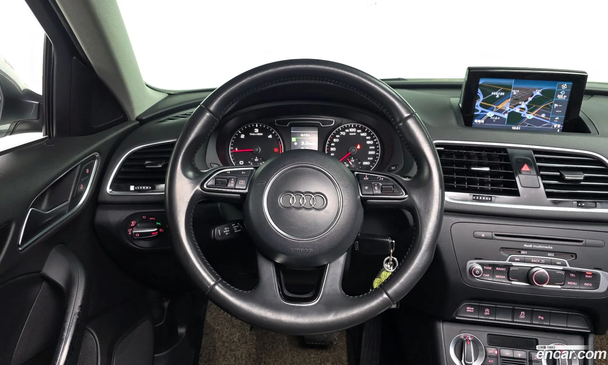 Audi Q3 2013 WAUZZZ8UXER013699 — 3