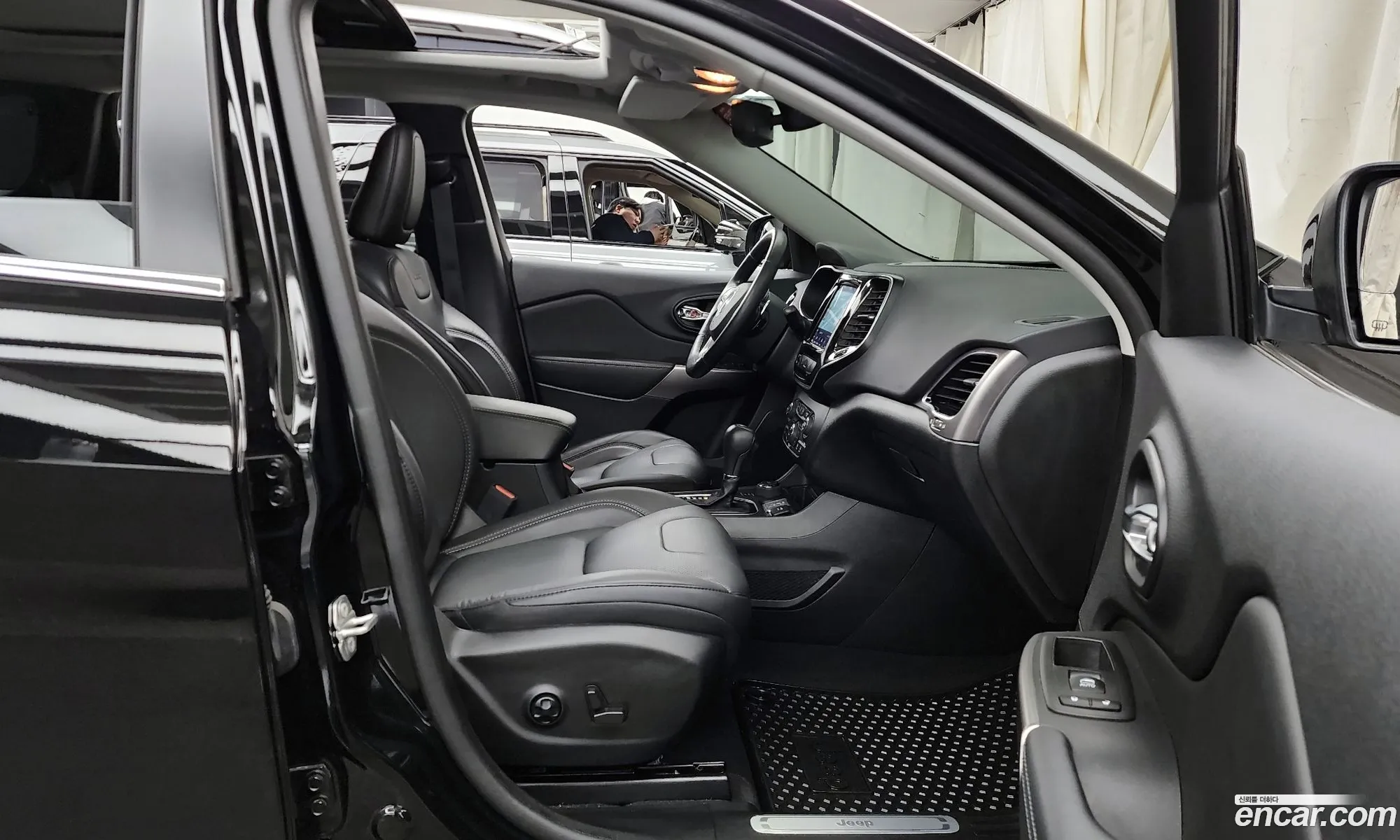 Jeep Cherokee 2021 1C4PJMDB8MD194533 — 5
