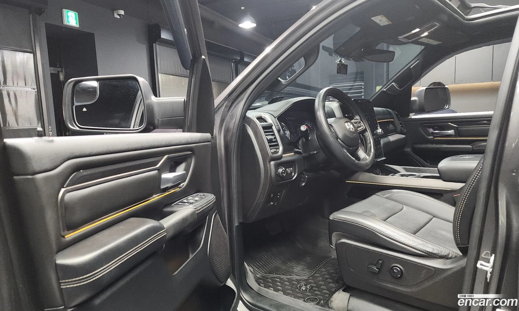 Dodge Ram Pickup 2019 1C6SRFLT9KN879793 — 12