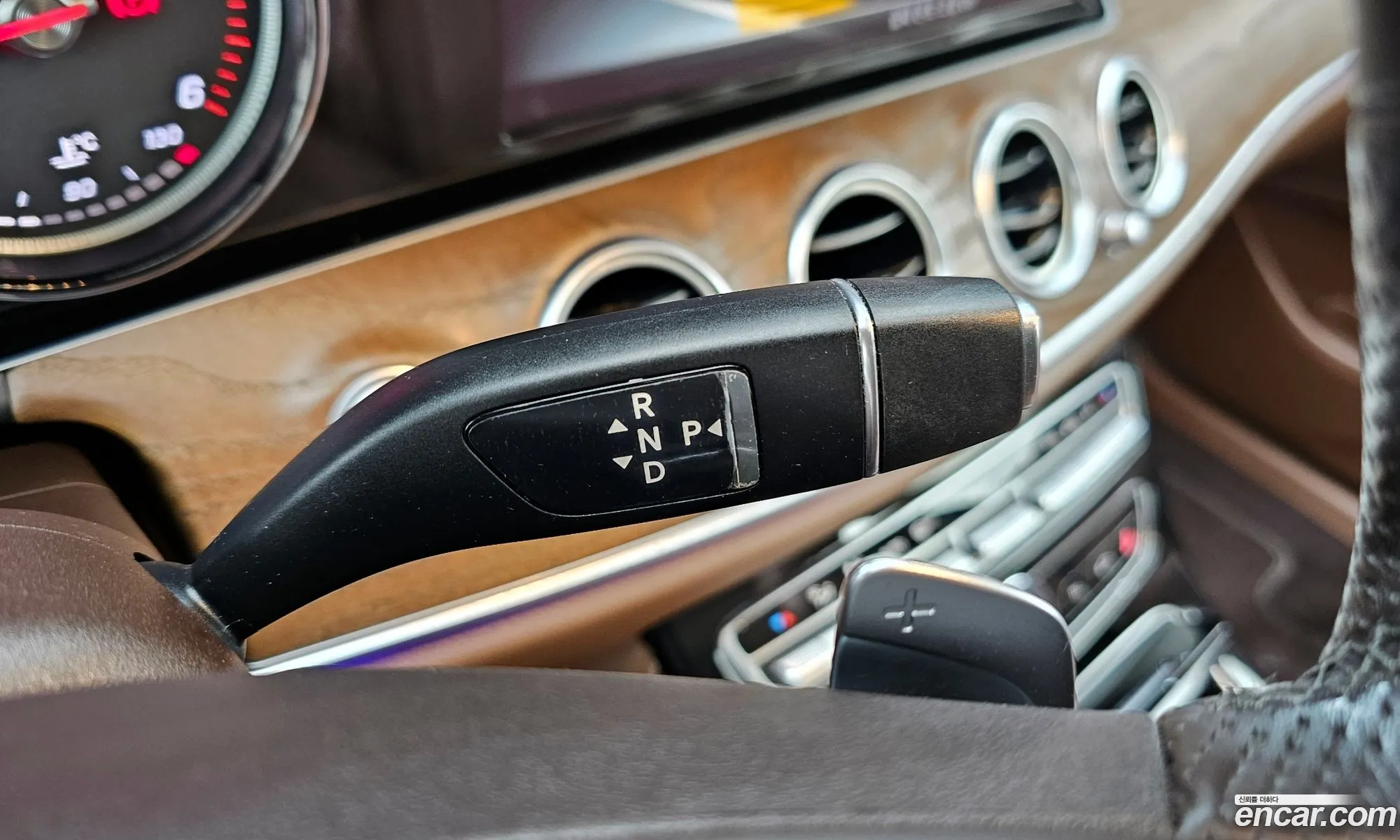 Mercedes-Benz E-Class W213 2018 WDDZF0FB5JA423172 — 8
