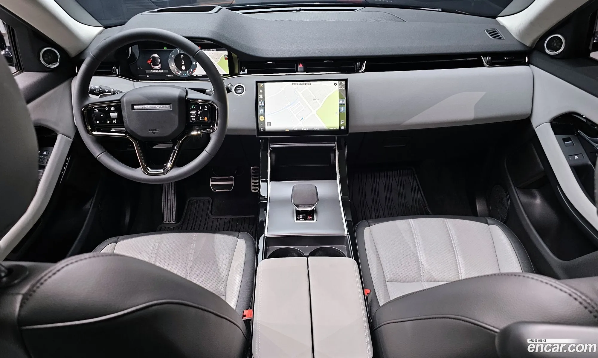 Land Rover Range Rover Evoque 2025 — 19