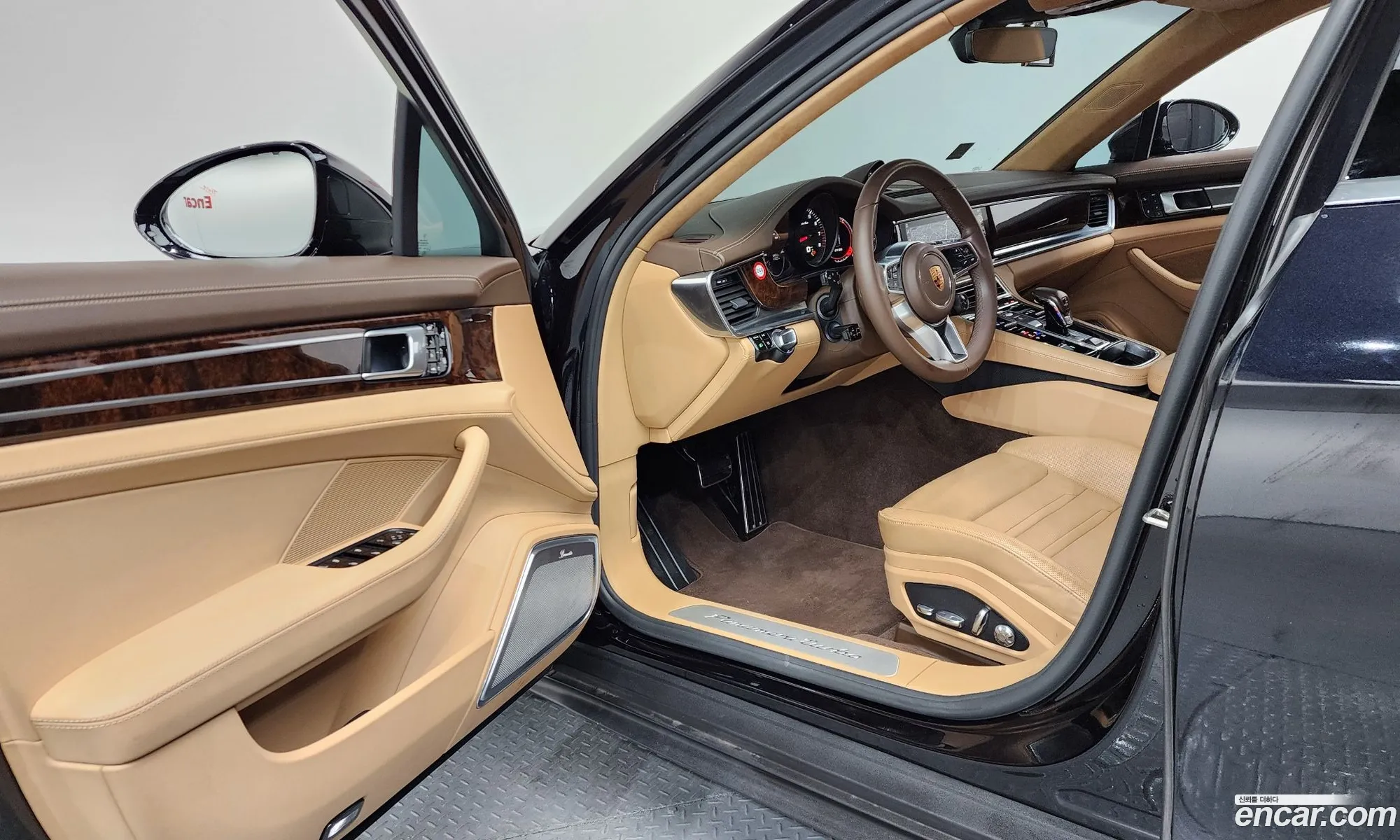 Porsche Panamera 2018 WP0AF2972JL142400 — 16