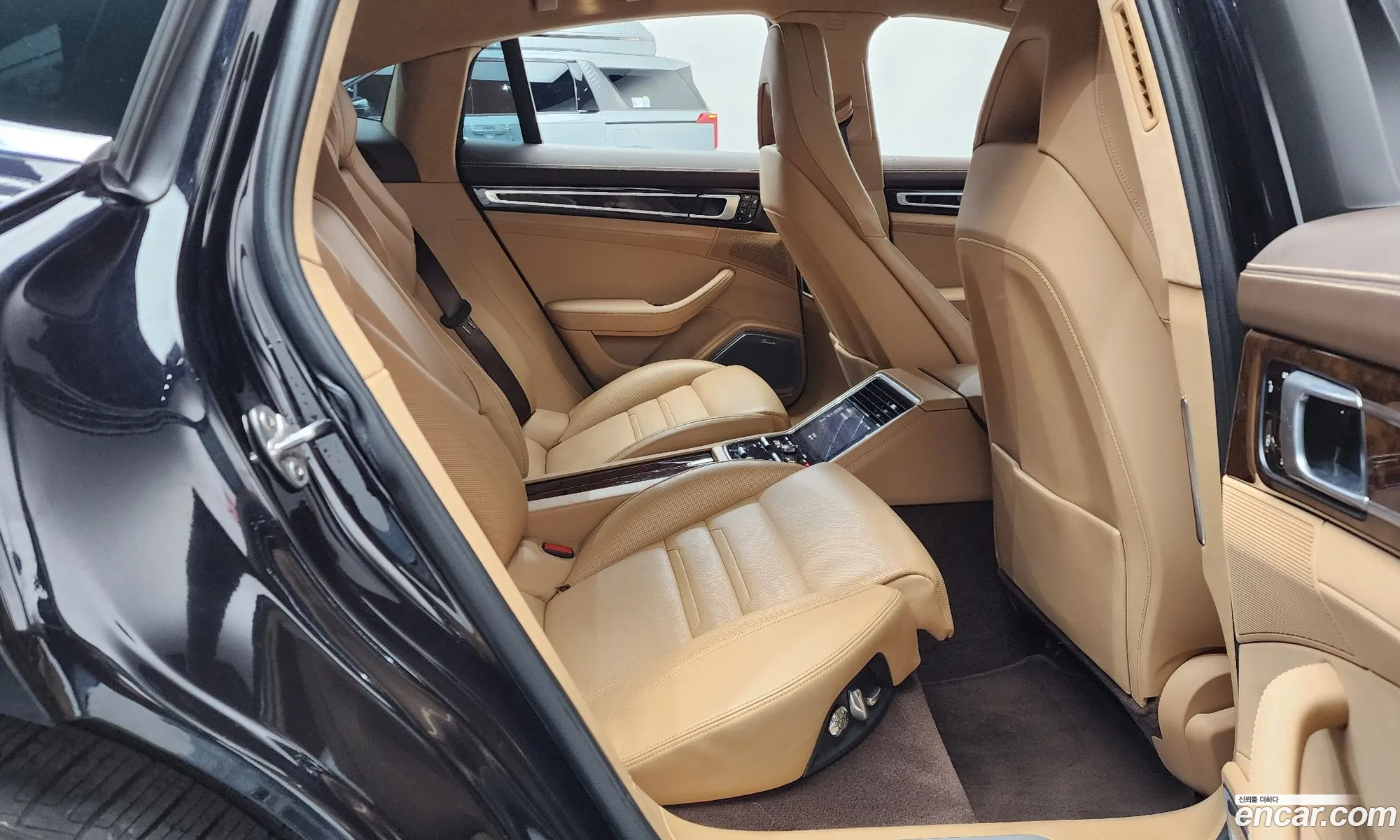 Porsche Panamera 2018 WP0AF2972JL142400 — 5