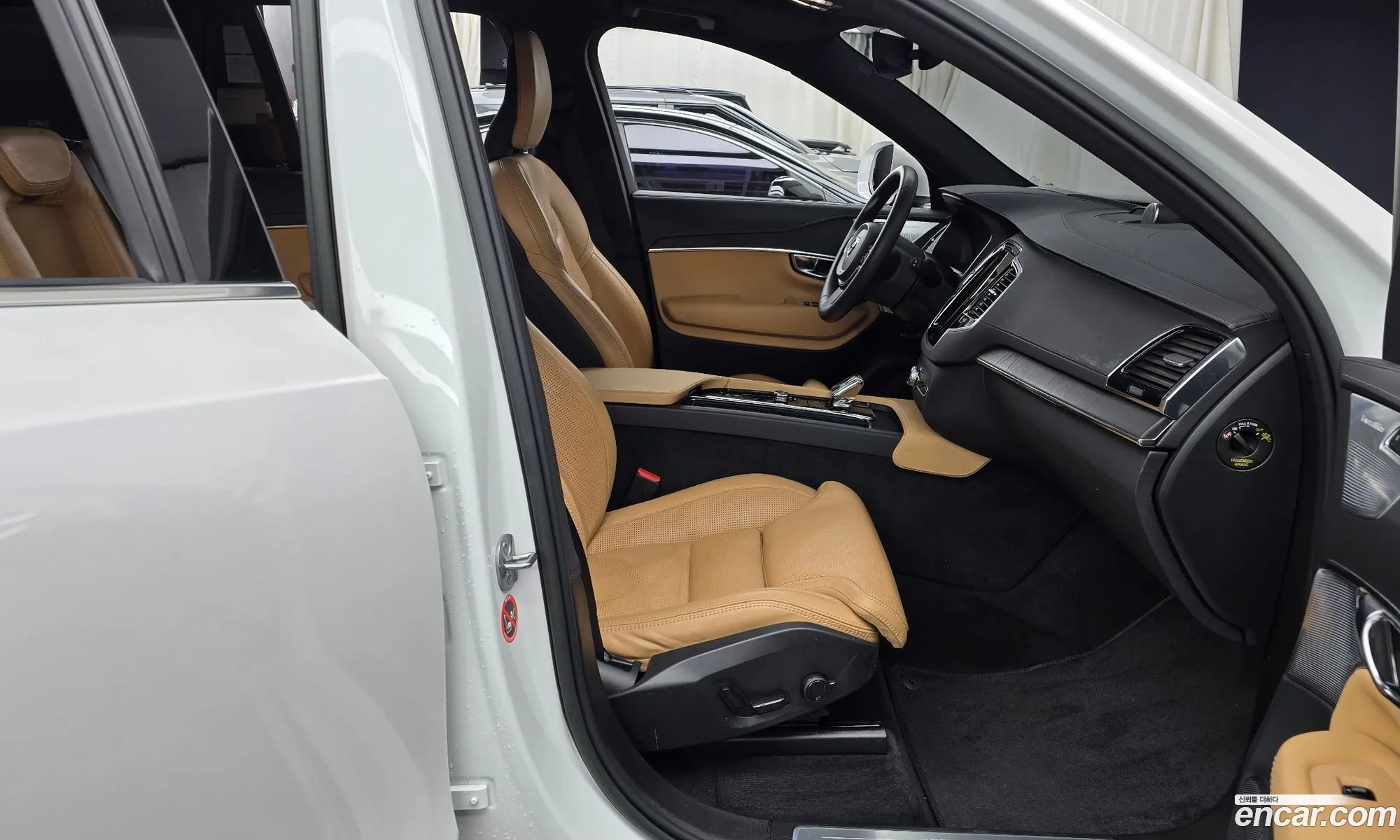 Volvo XC90 2022 YV1LFH609P1925229 — 8