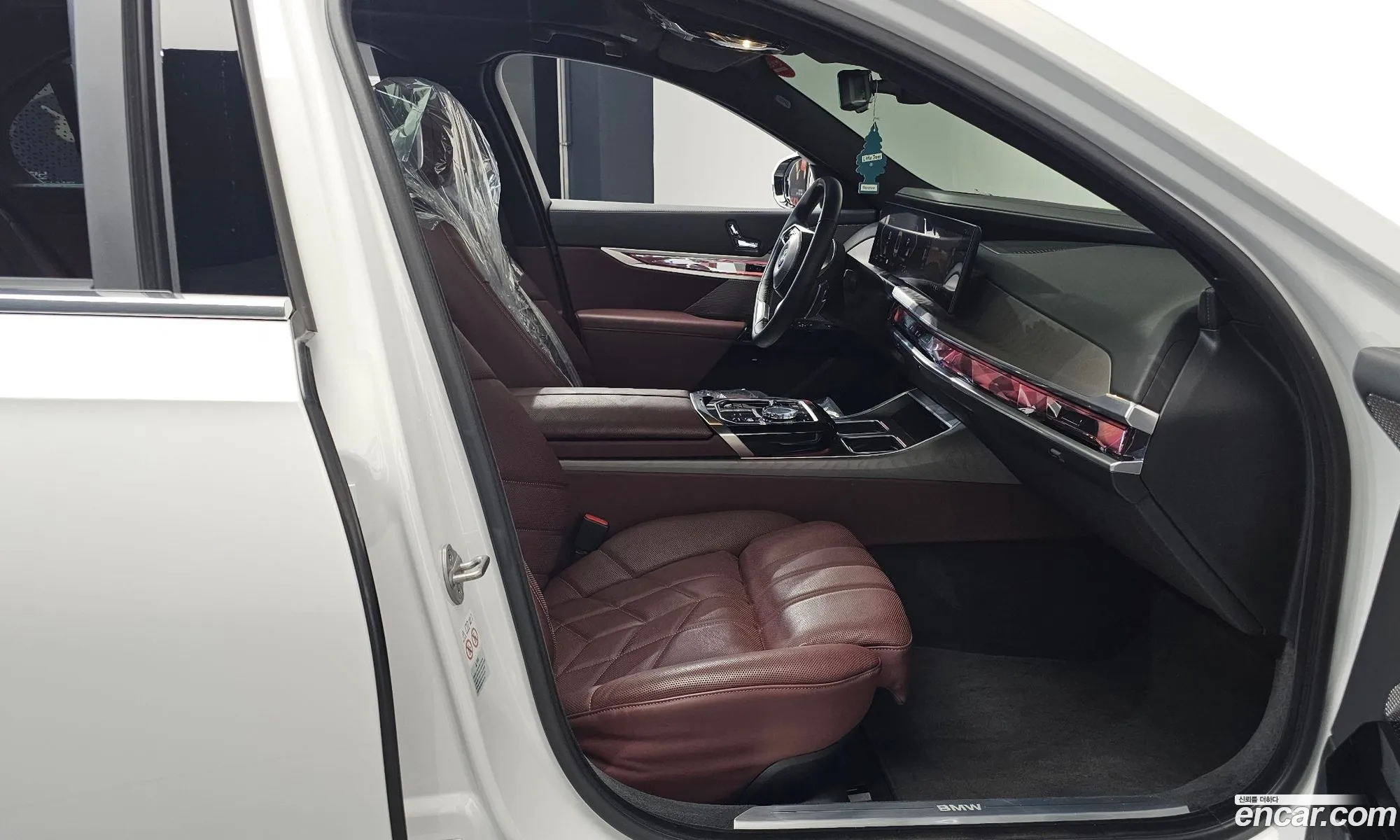 BMW 7 Series 2023 — 19