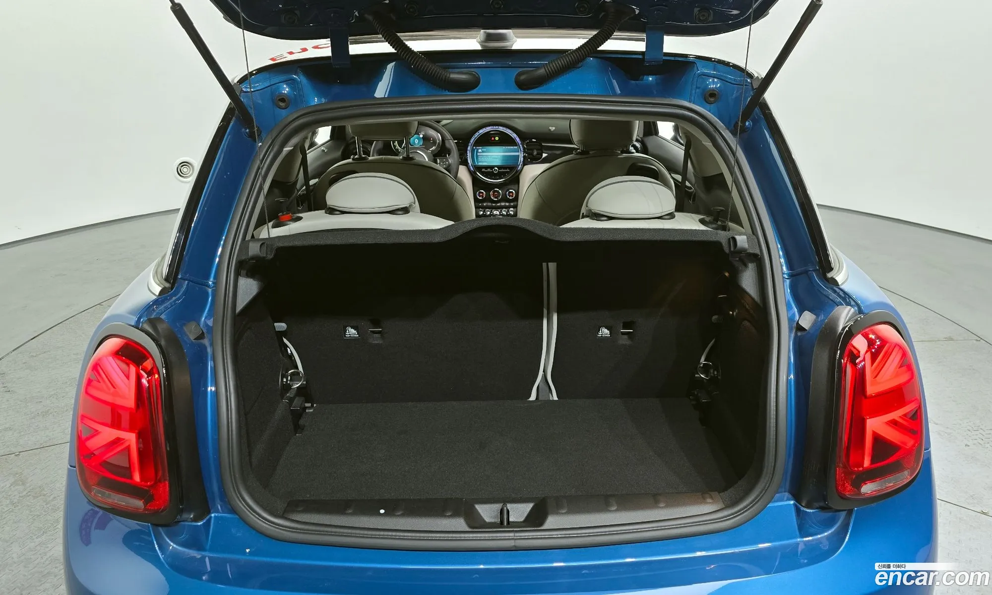 Mini Cooper S 2023 WMW61DH09P2T68305 — 19