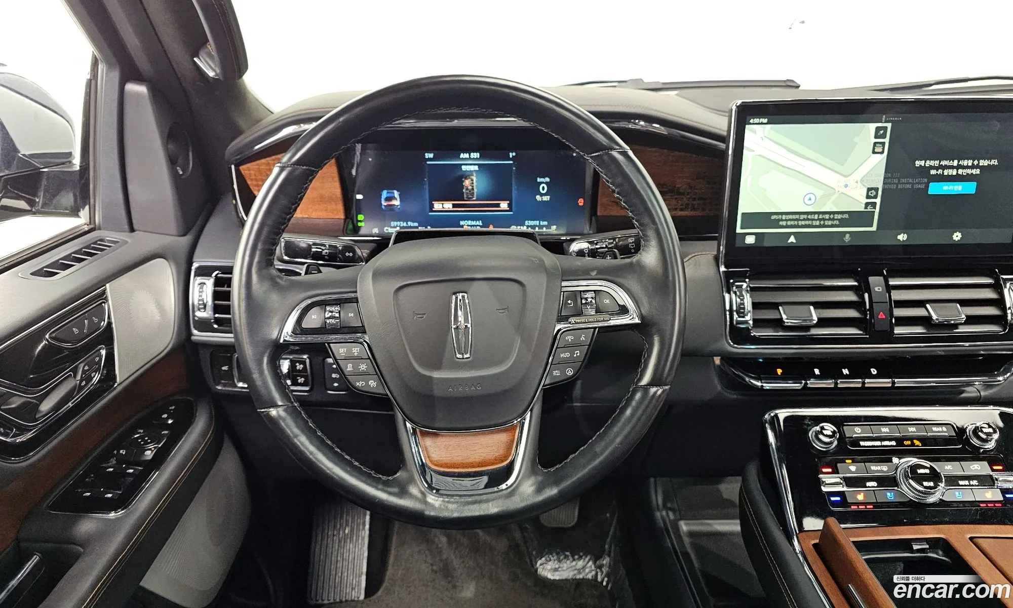Lincoln Navigator 2023 — 20