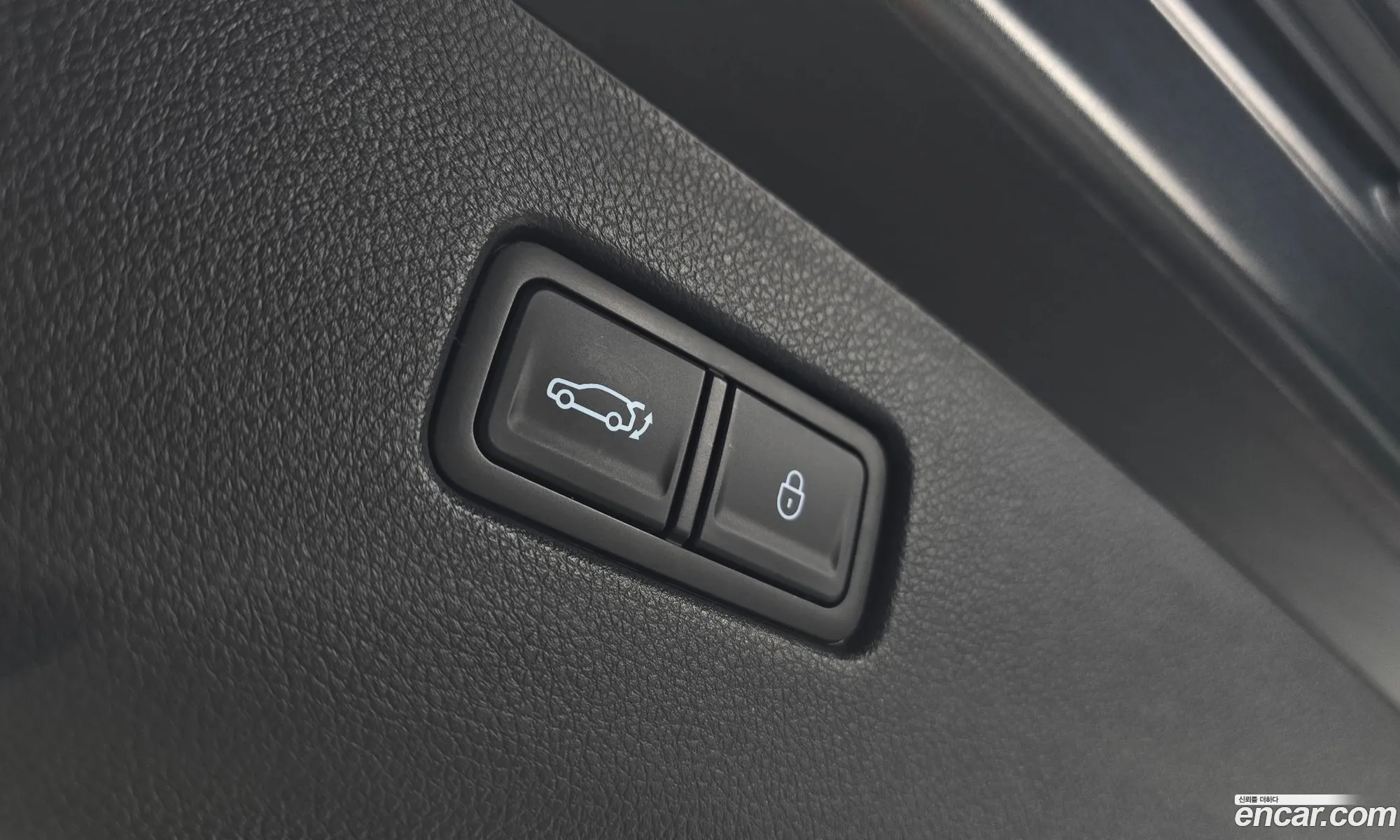 Genesis Electrified GV70 2022 — 20