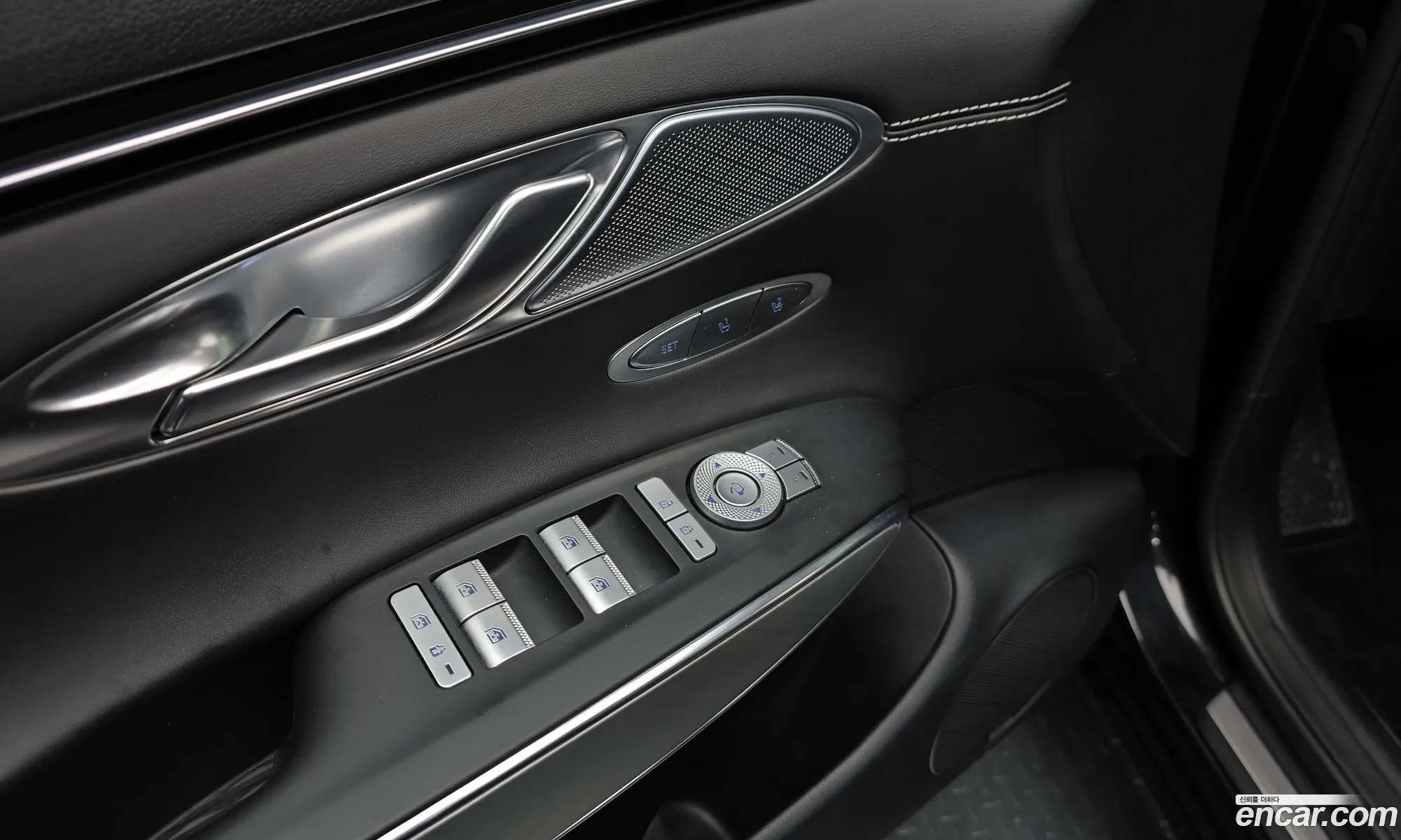 Genesis Electrified GV70 2022 — 7
